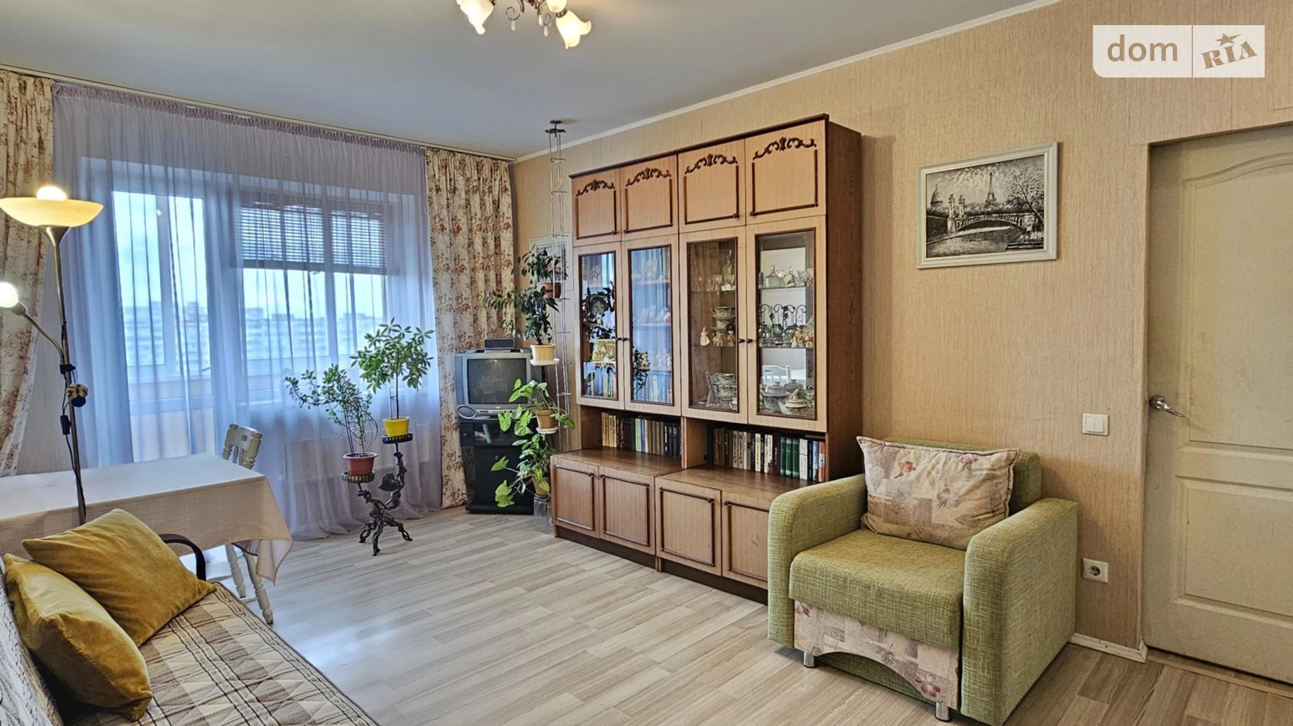 Продается 2-комнатная квартира 52 кв. м в Киеве, ул. Сержа Лифаря(Александра Сабурова), 18