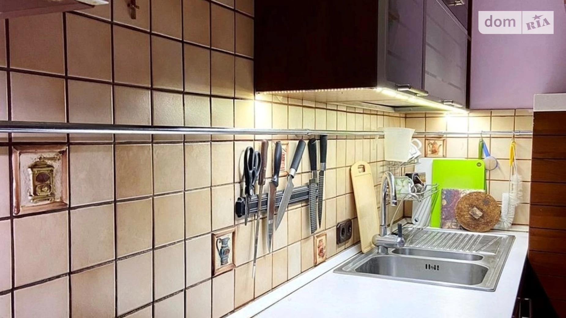 Продается дом на 4 этажа 401 кв. м с гаражом, цена: 140000 $ - фото 4