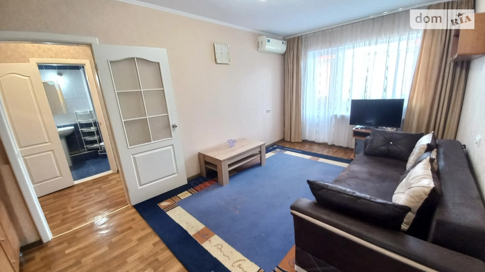 Продається 1-кімнатна квартира 34 кв. м у Одесі, просп. Добровольського, 145