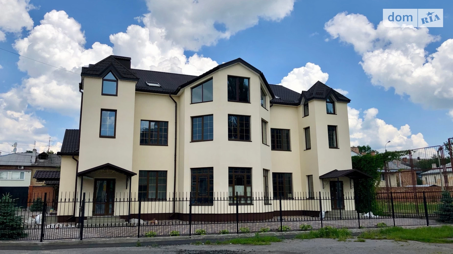 Сдается в аренду офис 130 кв. м в бизнес-центре, цена: 1170 $ - фото 2