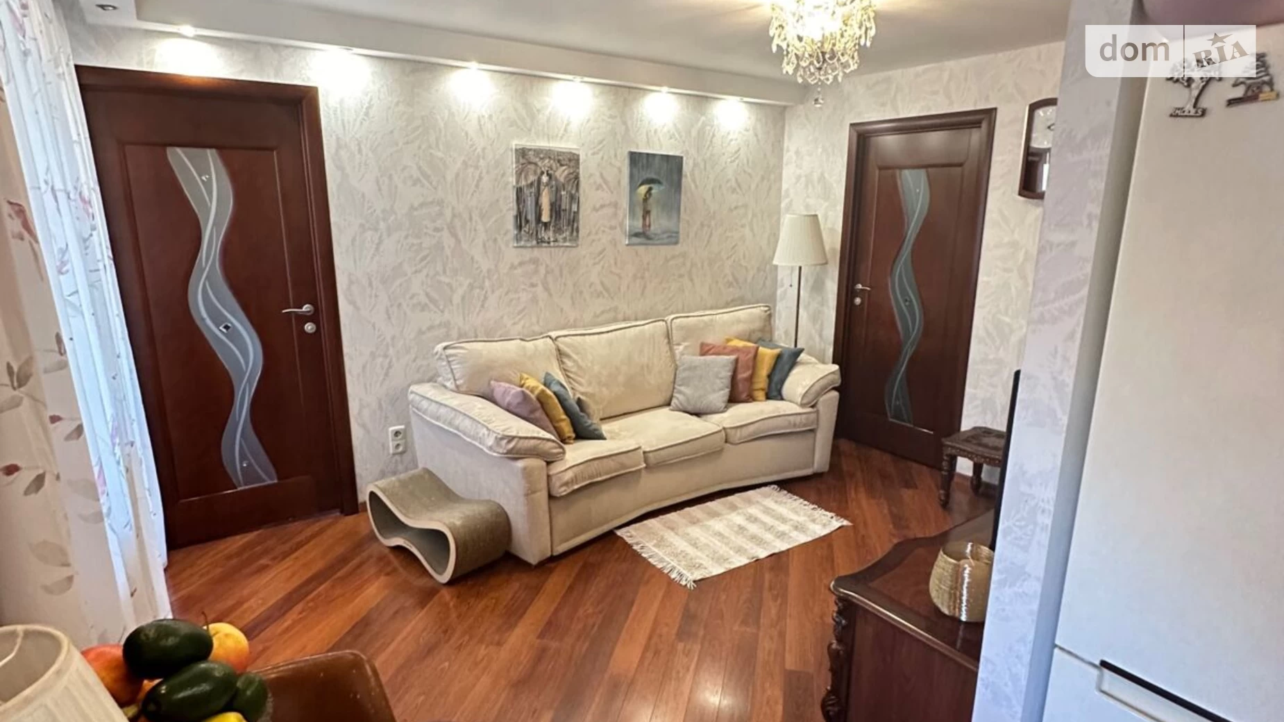 Продается 2-комнатная квартира 46 кв. м в Днепре, ул. Владимира Великого князя, 34