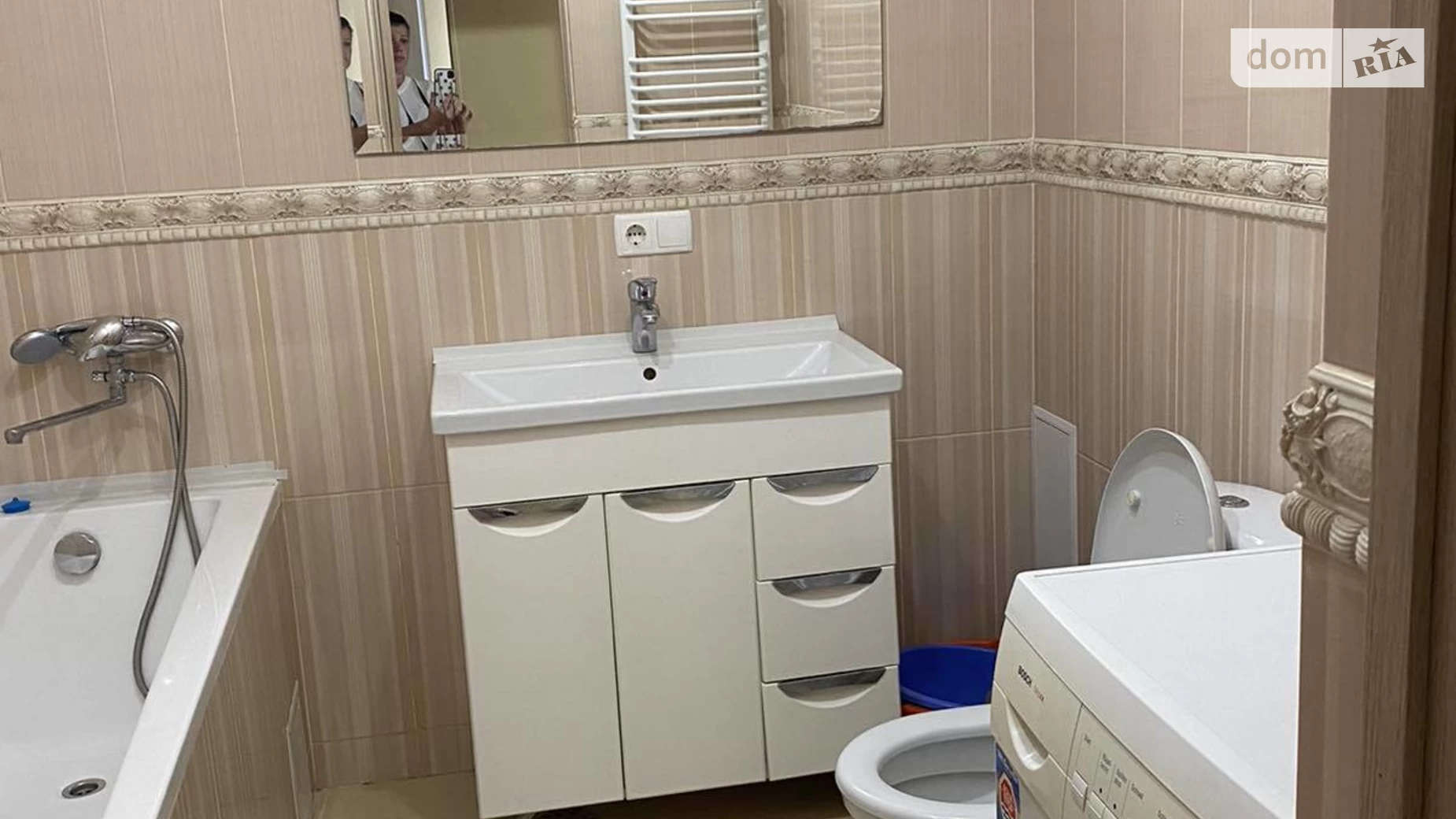 Продается 3-комнатная квартира 86.9 кв. м в Черновцах - фото 5