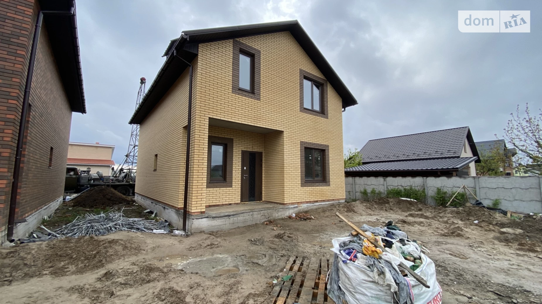 Продається будинок 2 поверховий 125 кв. м з гаражем, цена: 94000 $ - фото 2