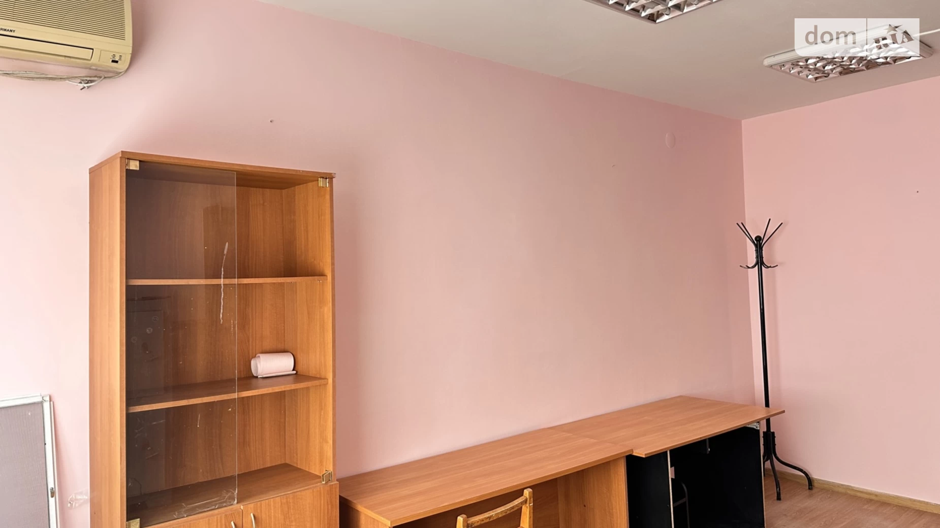 Сдается в аренду офис 20 кв. м в бизнес-центре, цена: 5400 грн - фото 5