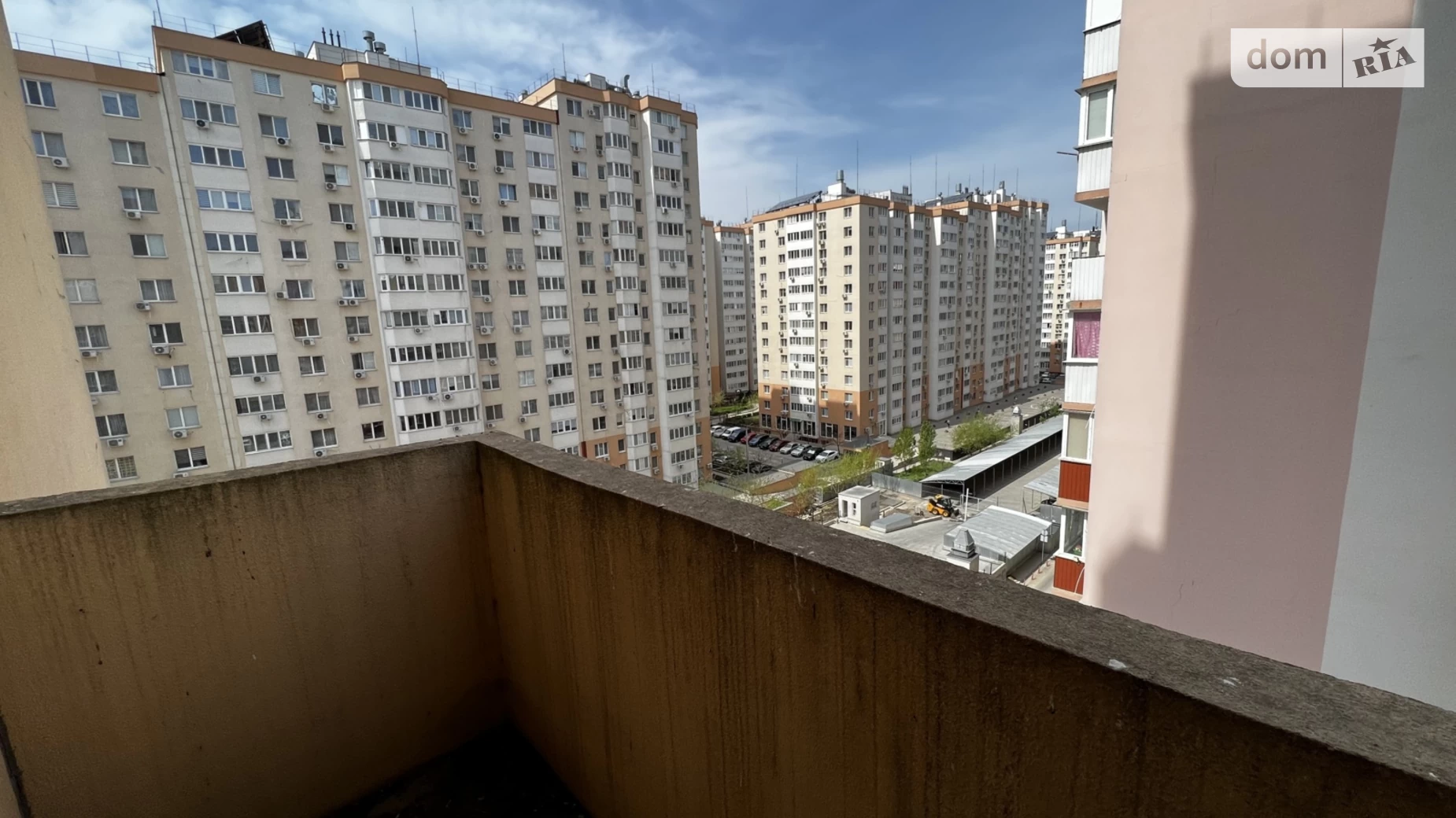 Продается 3-комнатная квартира 72 кв. м в Лиманке, мас. Радужный - фото 2