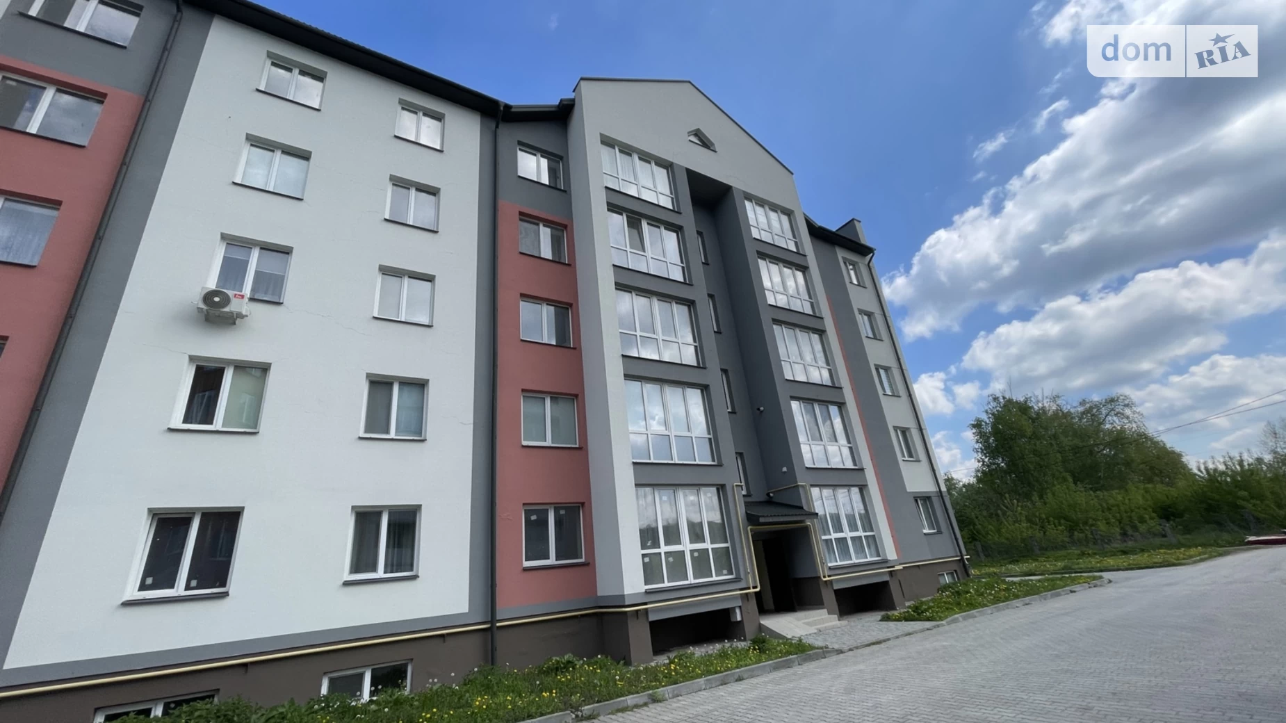 Продається 2-кімнатна квартира 74 кв. м у Теребовлі, вул. Січових Стрільців - фото 2