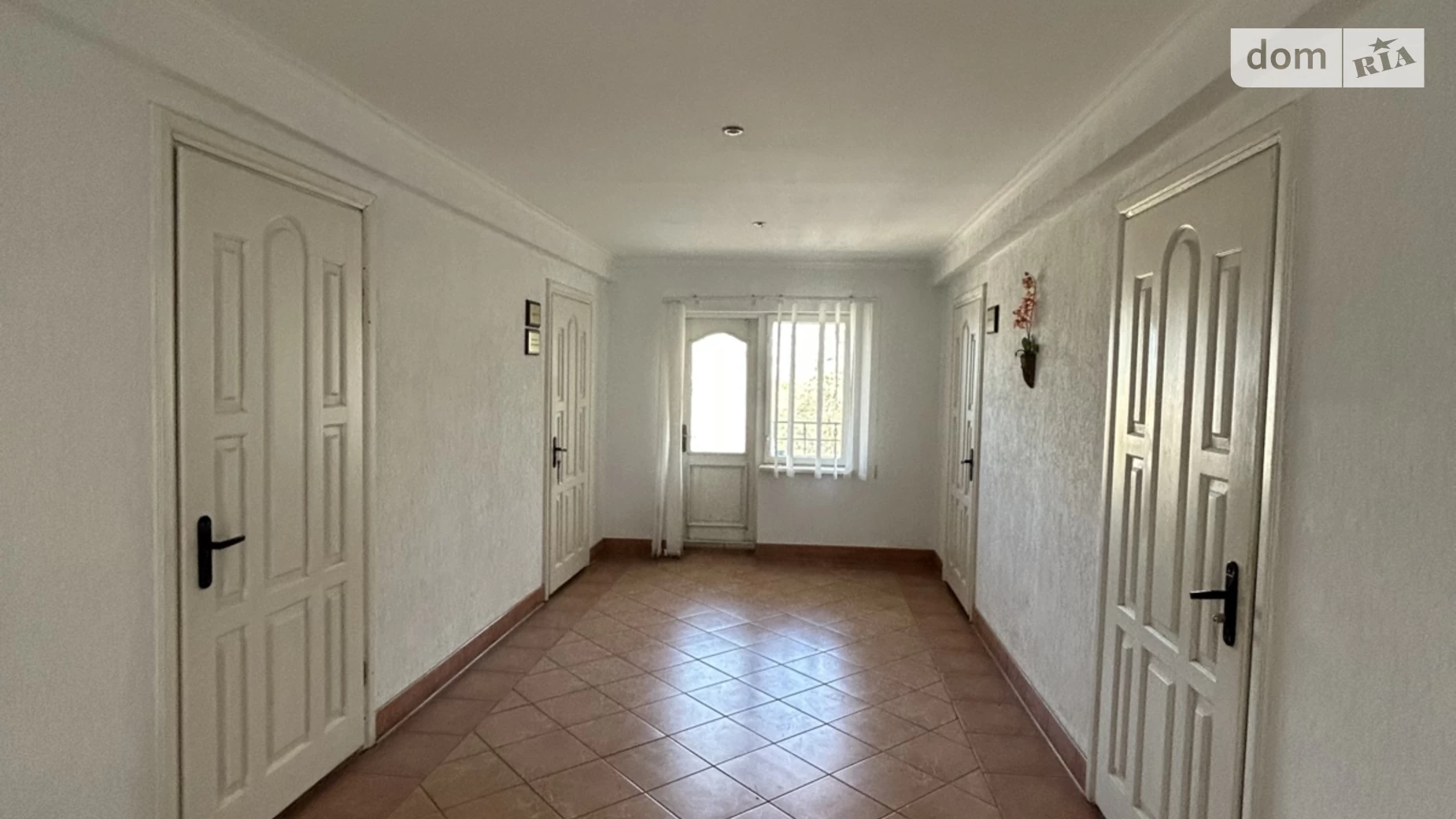 Сдается в аренду офис 150 кв. м в бизнес-центре, цена: 15000 грн - фото 3