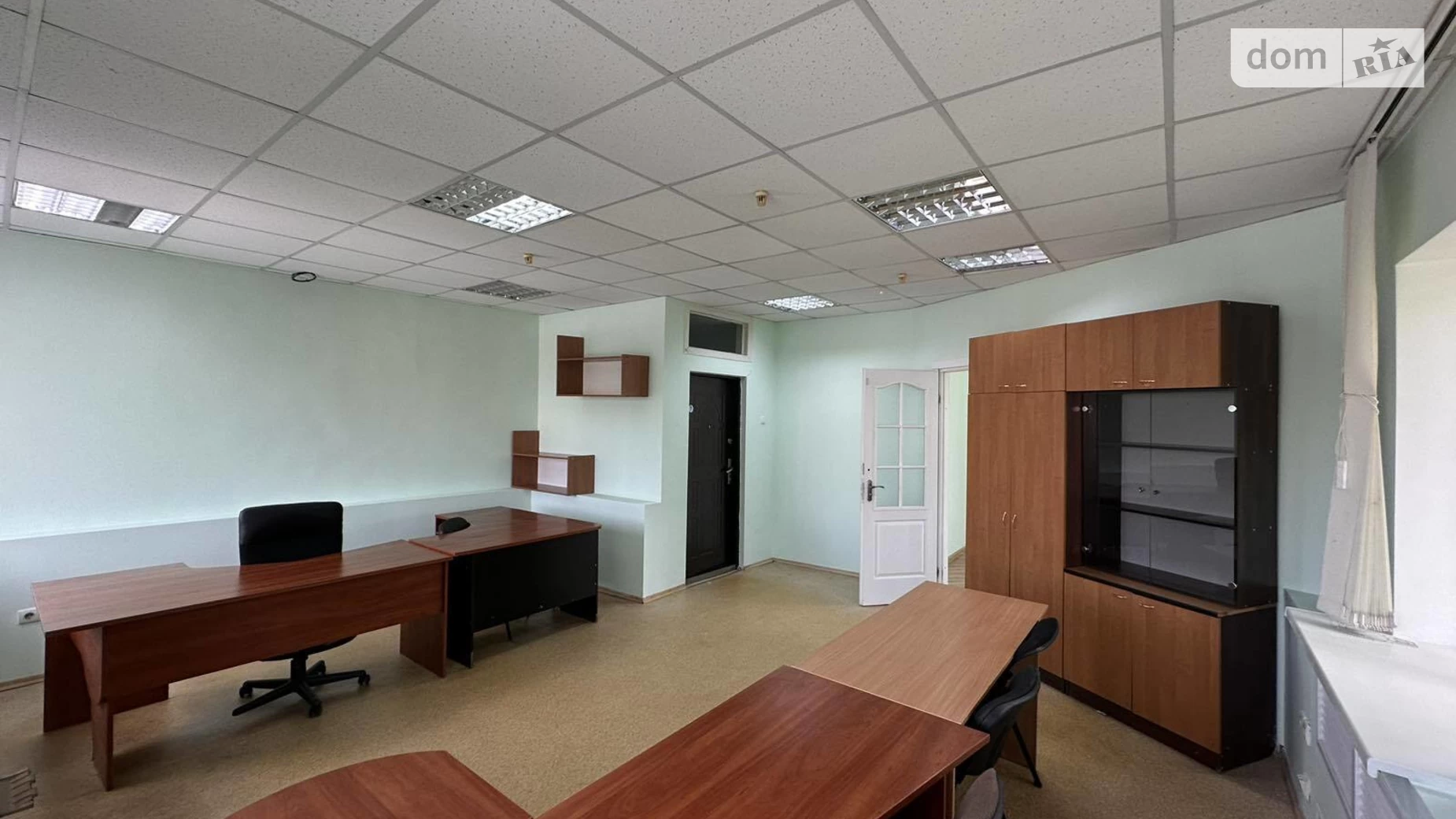 Здається в оренду офіс 42 кв. м в бізнес-центрі, цена: 10800 грн - фото 3