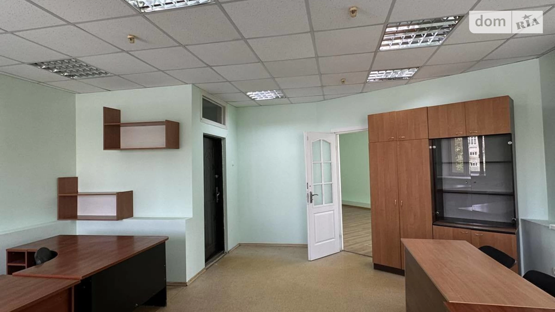 Здається в оренду офіс 42 кв. м в бізнес-центрі, цена: 10800 грн - фото 2