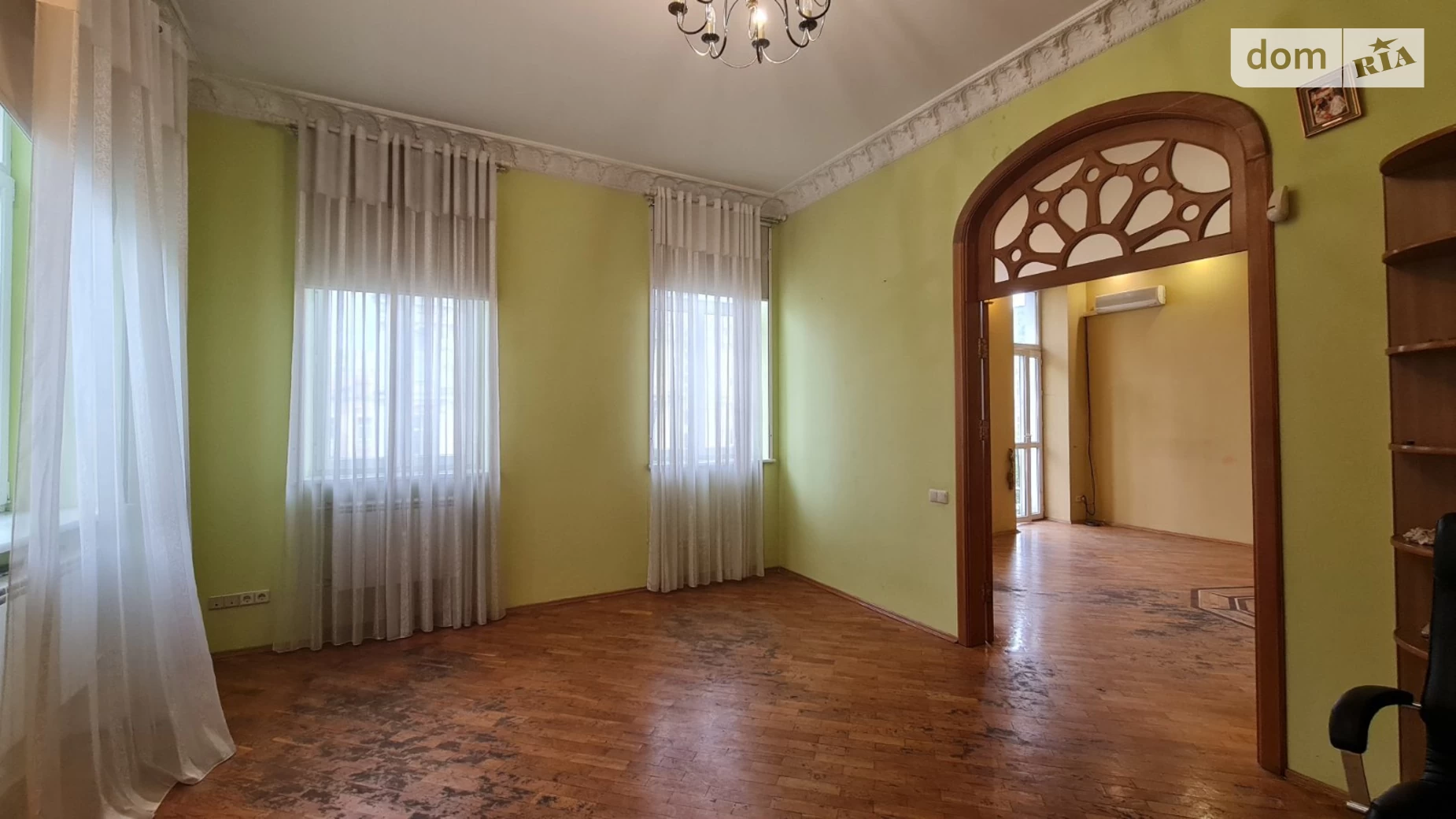 Продается 3-комнатная квартира 97.3 кв. м в Киеве, ул. Богдана Хмельницкого, 1/35 - фото 2