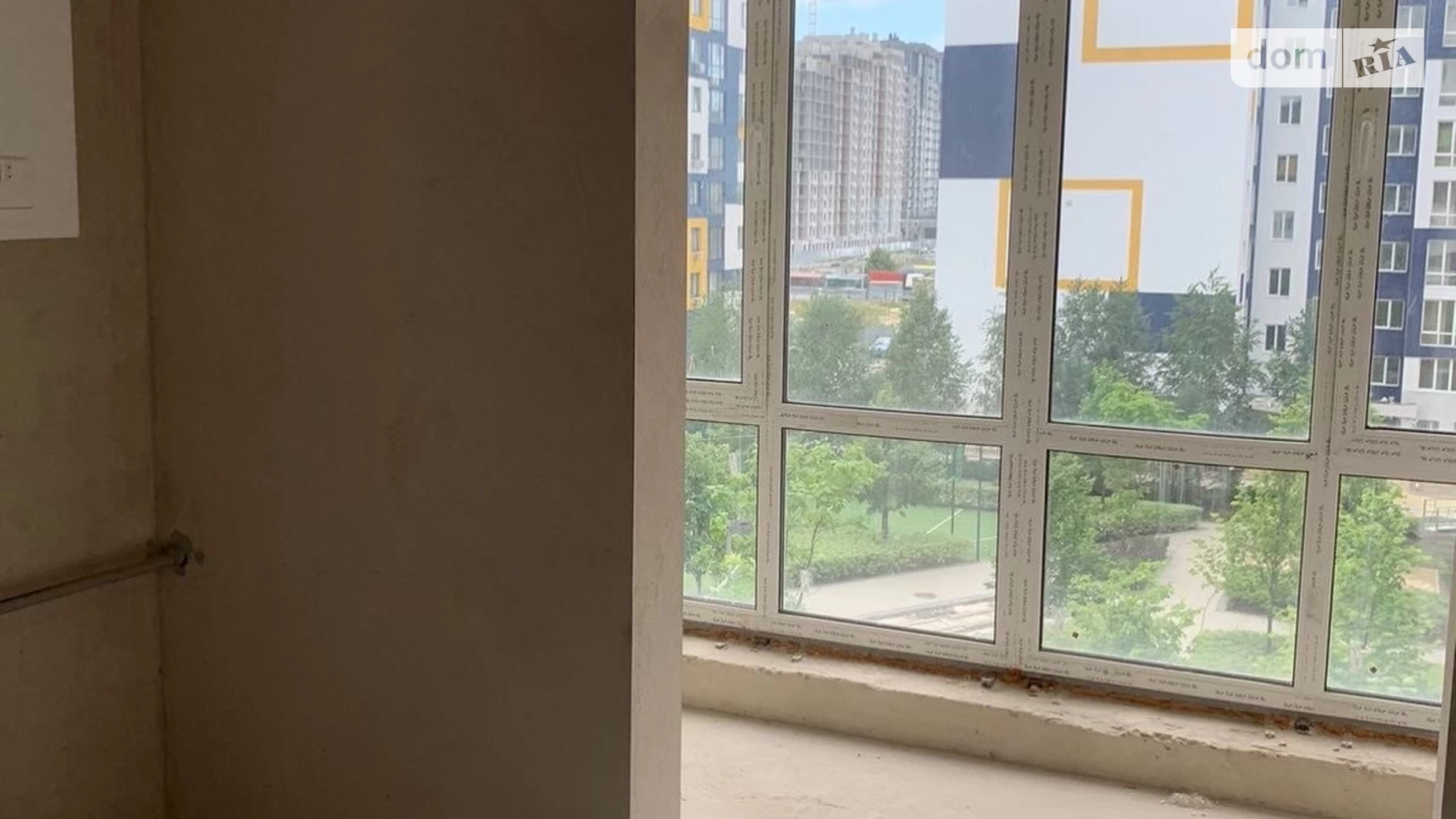 Продается 1-комнатная квартира 36.3 кв. м в Буче, ул. Вишневая - фото 3