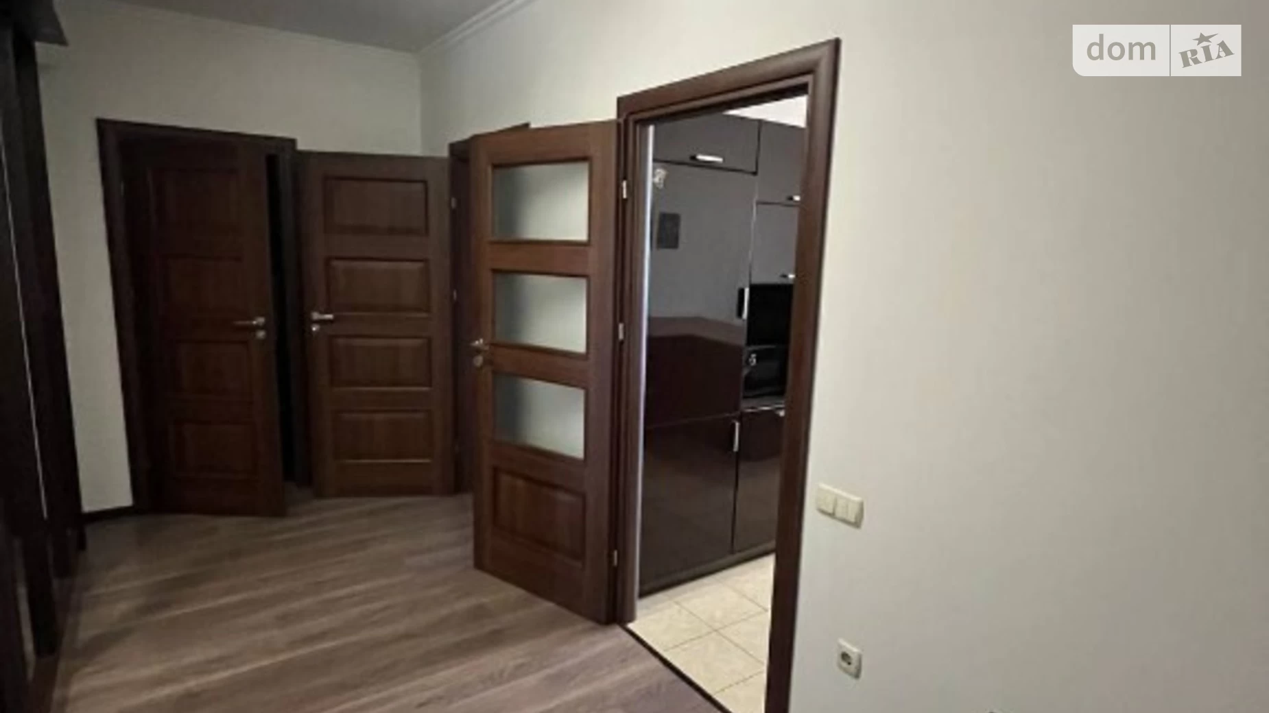 Продается 1-комнатная квартира 58 кв. м в Киеве, ул. Дегтяревская, 25А - фото 2