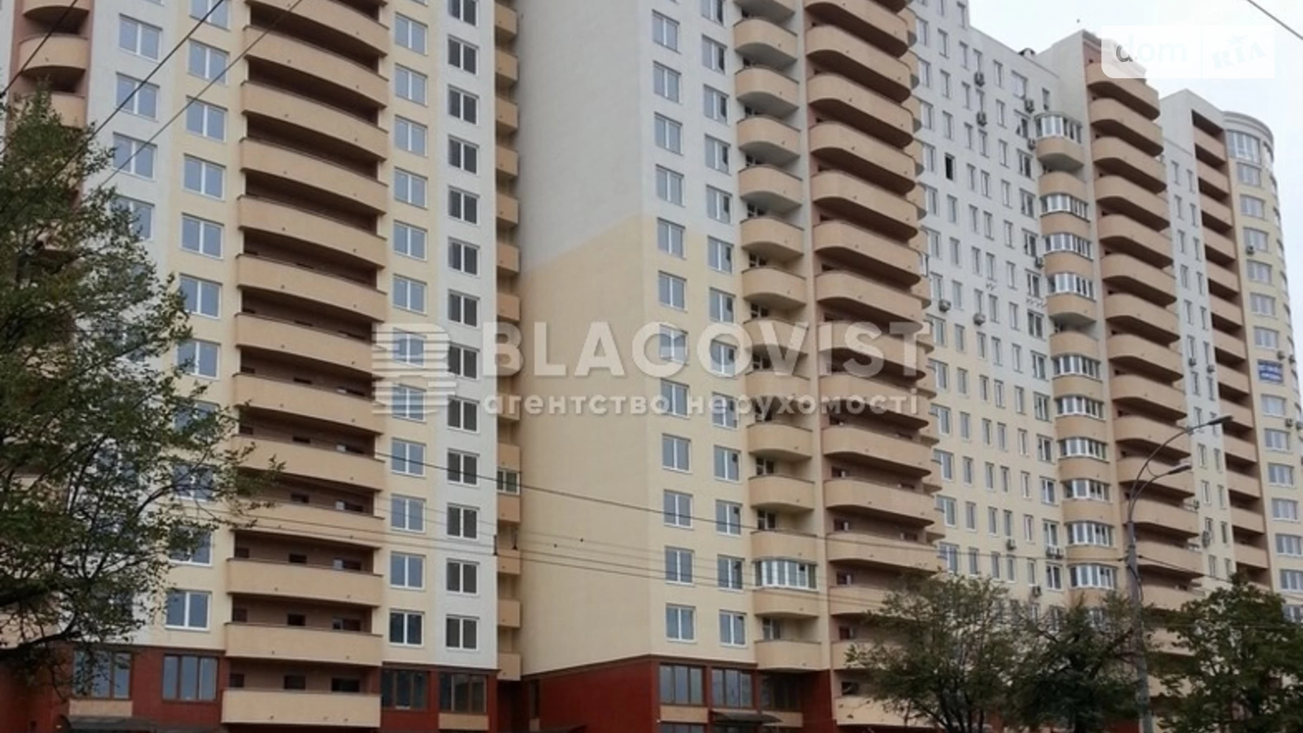 Продается 1-комнатная квартира 52 кв. м в Киеве, ул. Лобановского - фото 2