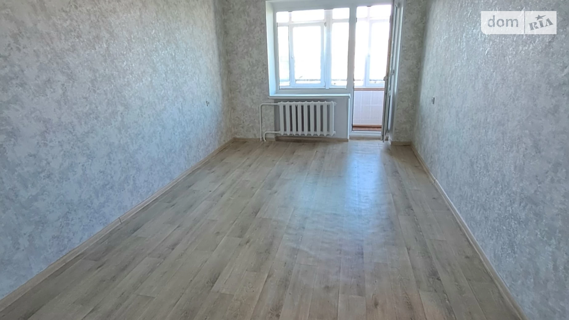 Продається 1-кімнатна квартира 30 кв. м у Миколаєві, просп. Центральний