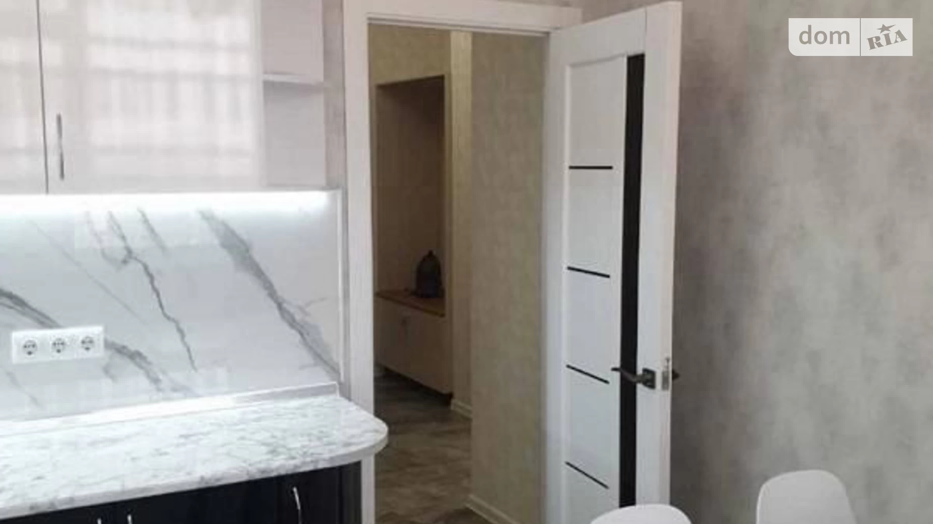 Продается 2-комнатная квартира 74 кв. м в Одессе, плато Гагаринское, 5Б