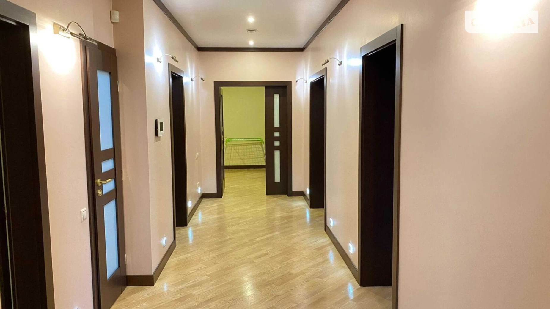 Продается 4-комнатная квартира 143 кв. м в Львове, ул. Коциловского, 3