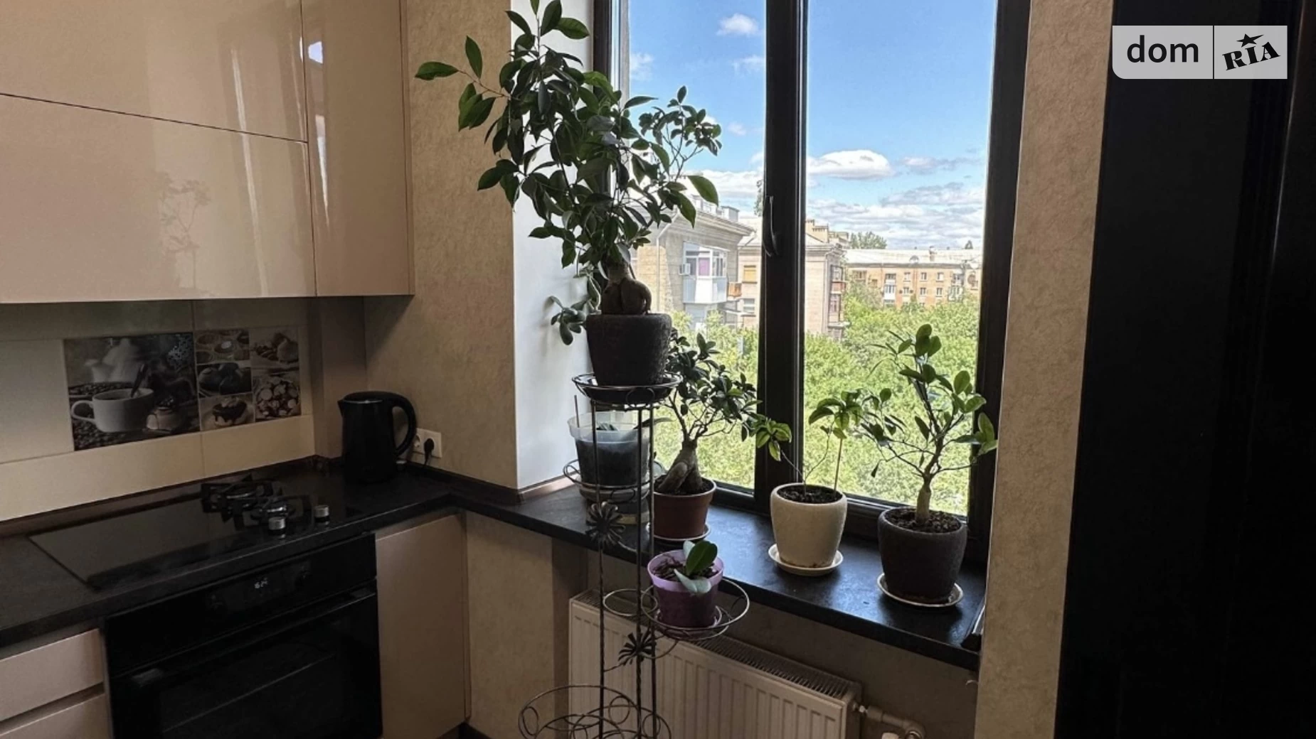 Продается 3-комнатная квартира 78 кв. м в Николаеве, ул. Фалеевская