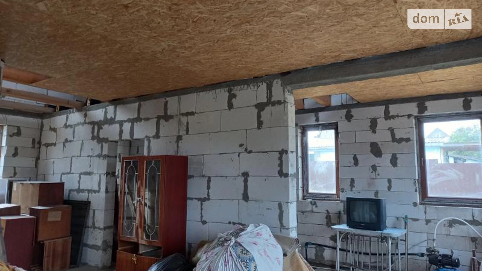 Продается дом на 2 этажа 110 кв. м с бассейном, цена: 32000 $ - фото 4