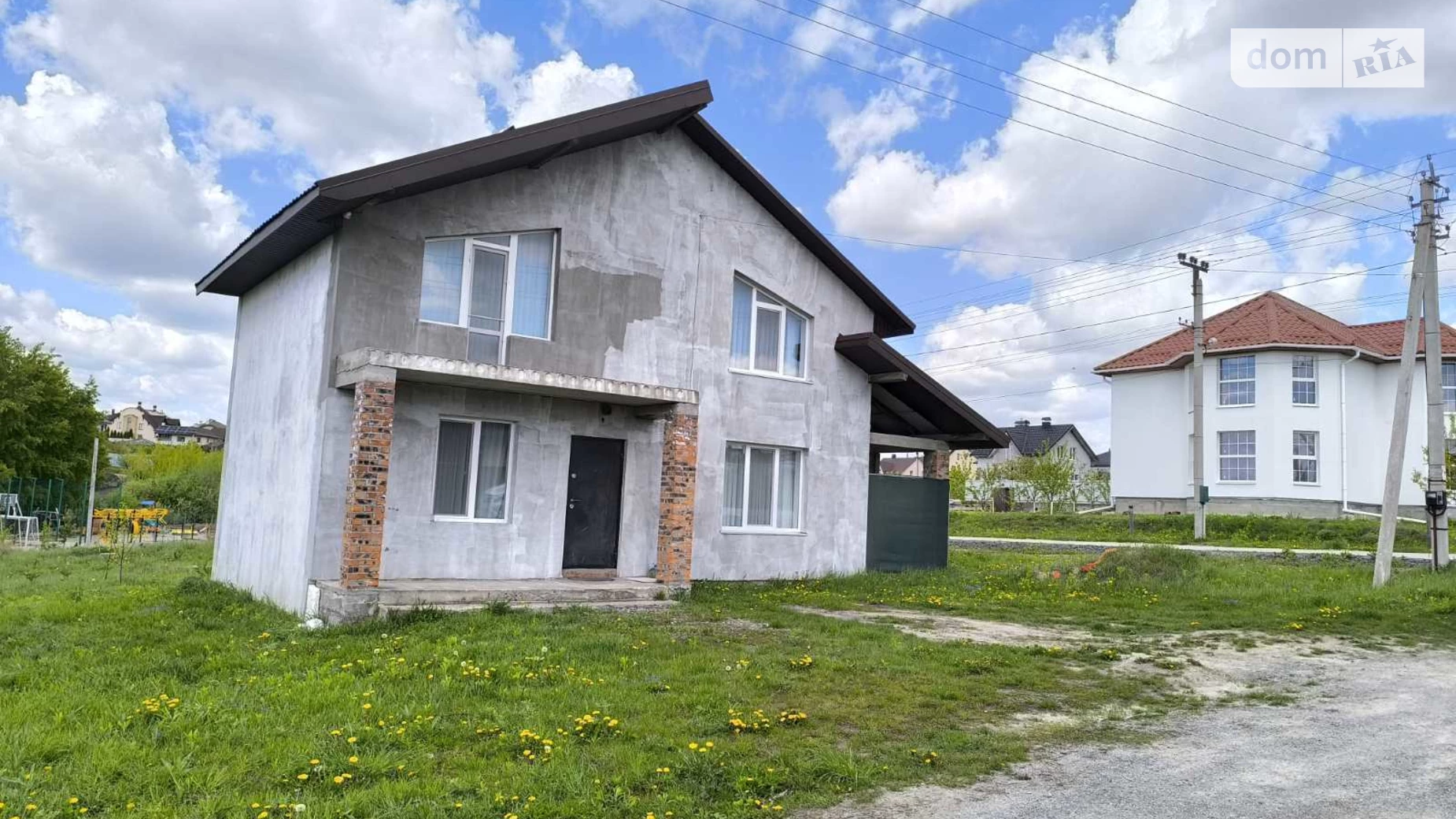 Продается дом на 2 этажа 110 кв. м с мансардой, ул. Василия Стуса
