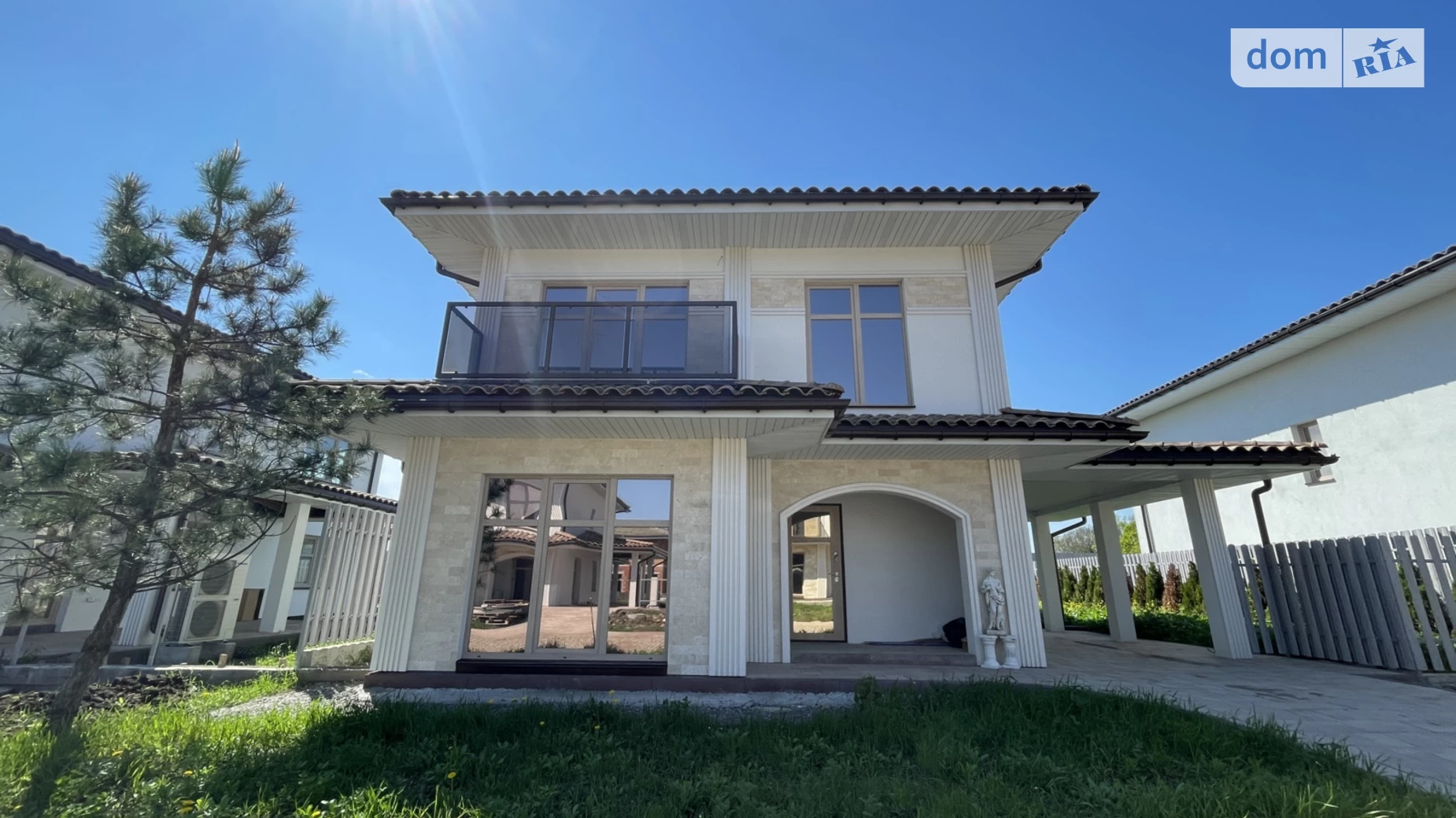 Продается дом на 2 этажа 150 кв. м с мансардой, цена: 270000 $ - фото 2