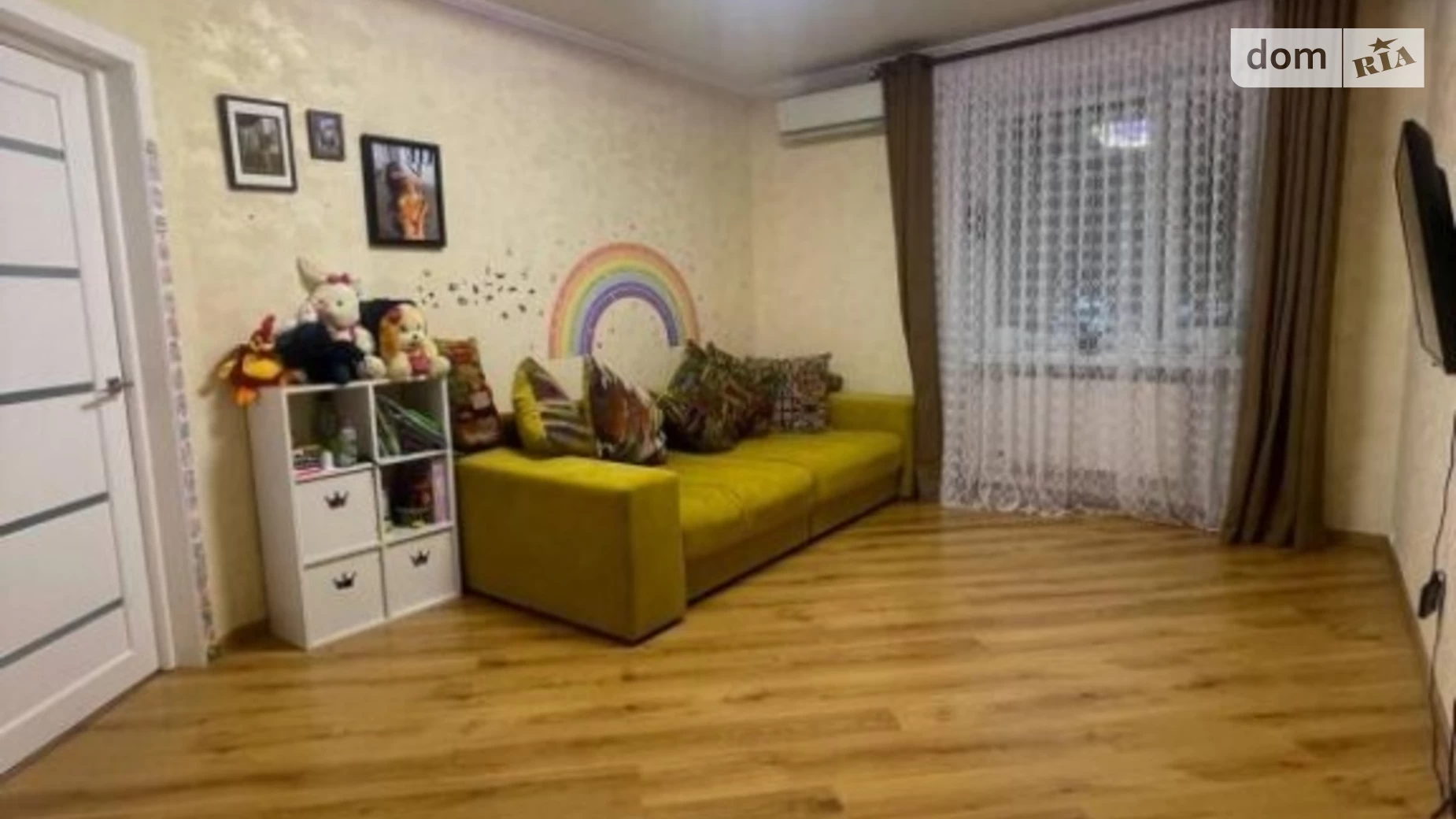 Продается 1-комнатная квартира 42 кв. м в Одессе, ул. Композитора Нищинского
