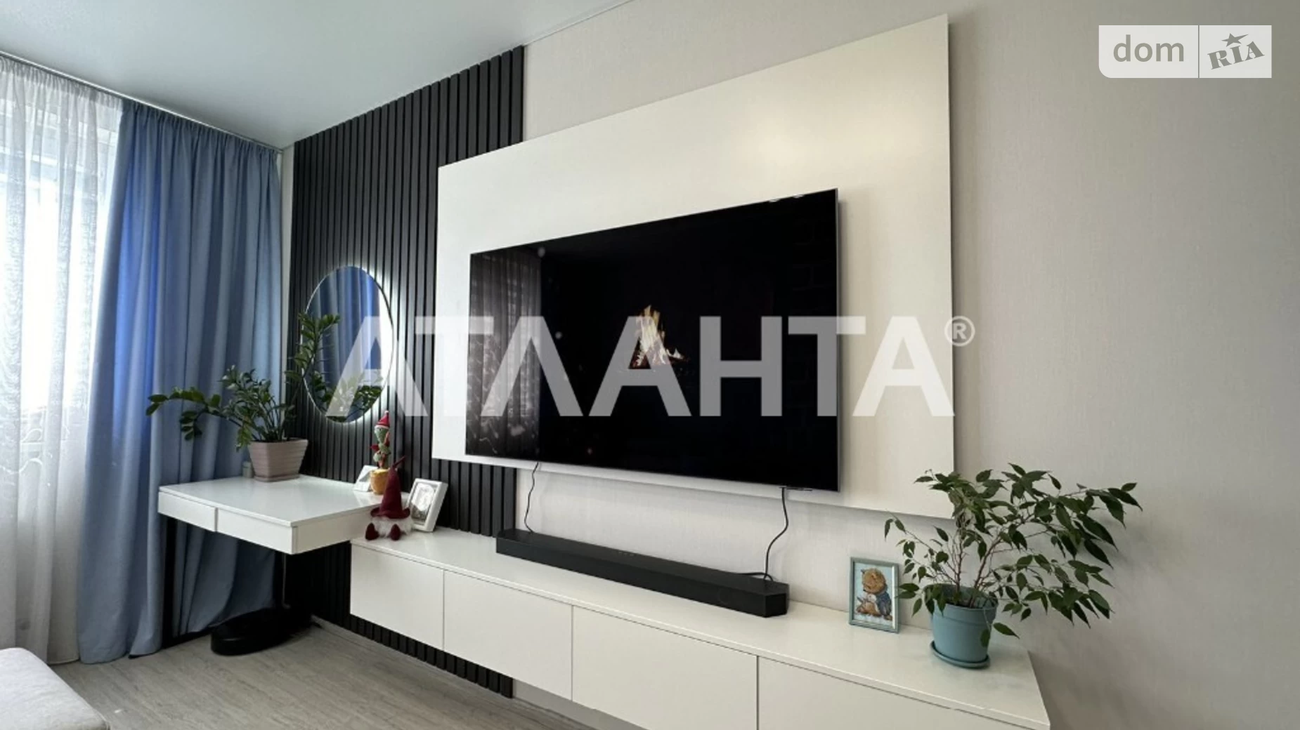Продается 2-комнатная квартира 57 кв. м в Одессе, ул. Академика Воробьёва