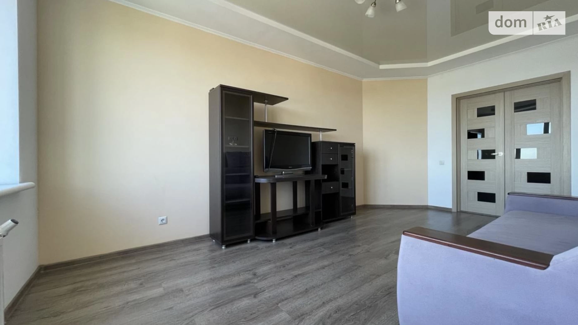 Продается 2-комнатная квартира 65 кв. м в Зубре, ул. Богдана Хмельницкого - фото 2