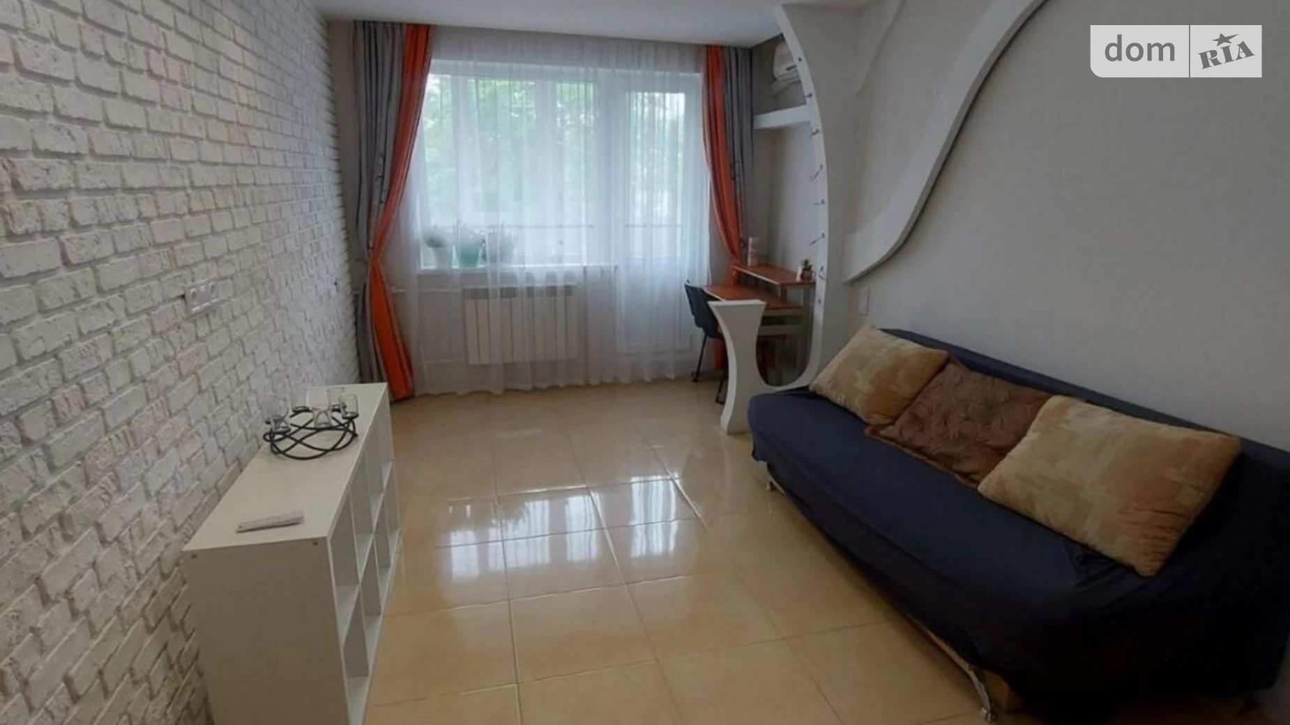 Продается 2-комнатная квартира 46 кв. м в Харькове