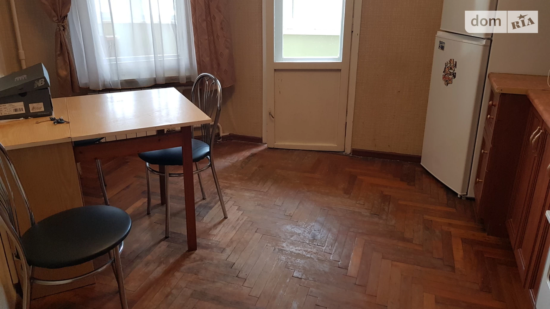 Продается 1-комнатная квартира 41 кв. м в Киеве, пл. Оболонская