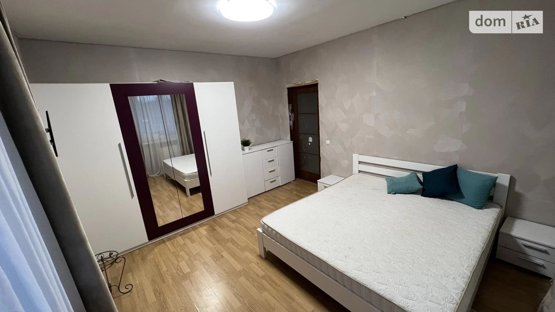 Продается 1-комнатная квартира 48 кв. м в Ирпене, ул. Вериковского - фото 2
