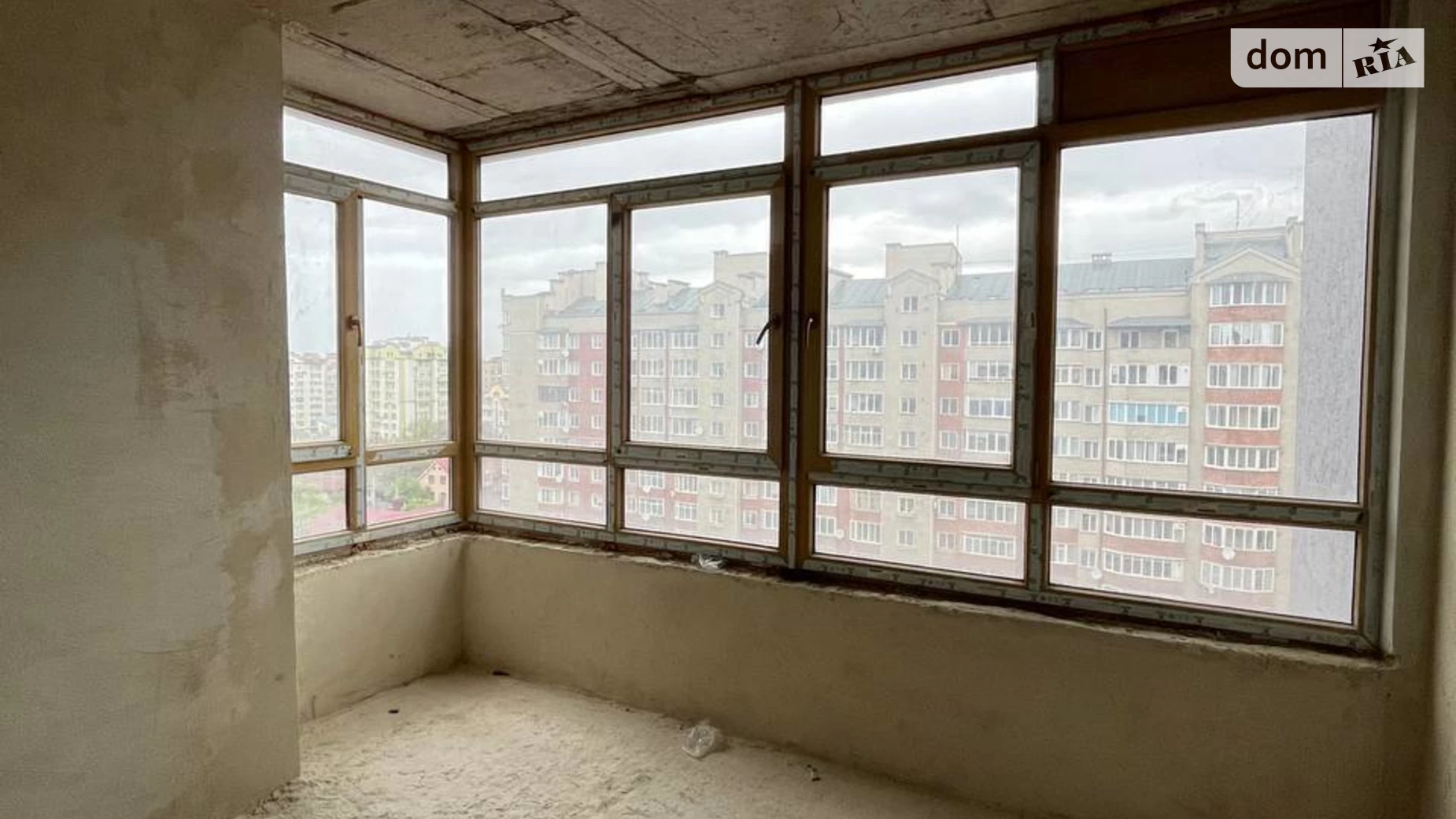 Продается 2-комнатная квартира 71.1 кв. м в Ивано-Франковске, ул. Галицкая, 139А - фото 2