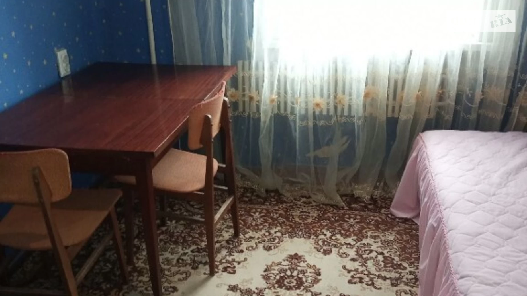 Продается 2-комнатная квартира 41 кв. м в Полтаве, ул. Курчатова
