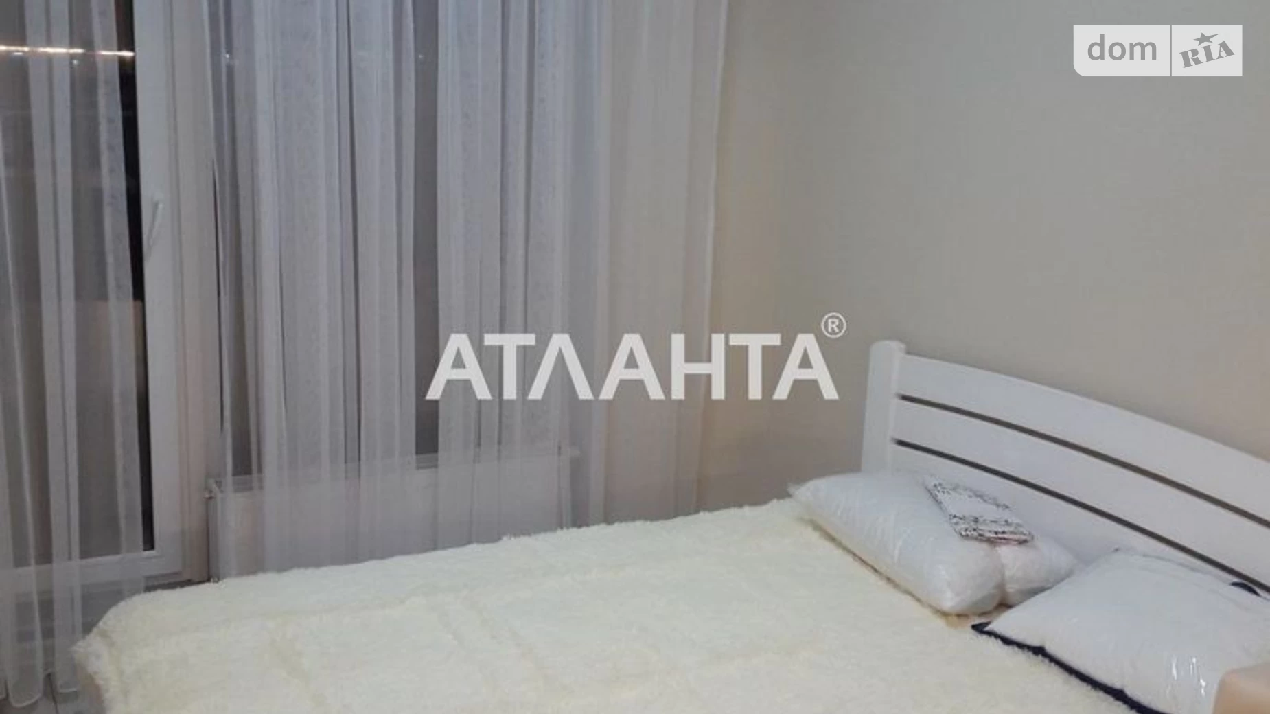 Продается 1-комнатная квартира 28 кв. м в Одессе, ул. Каманина
