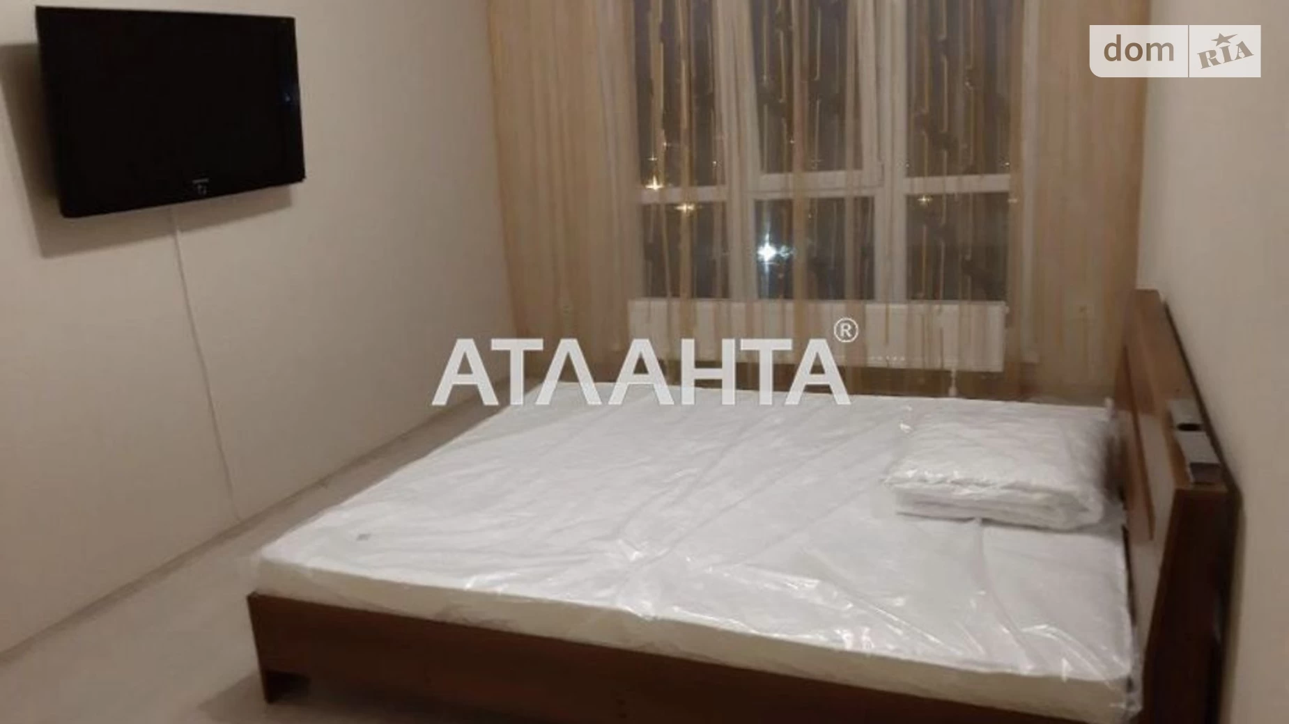 Продается 1-комнатная квартира 35.69 кв. м в Одессе, ул. Михаила Грушевского, 30Б
