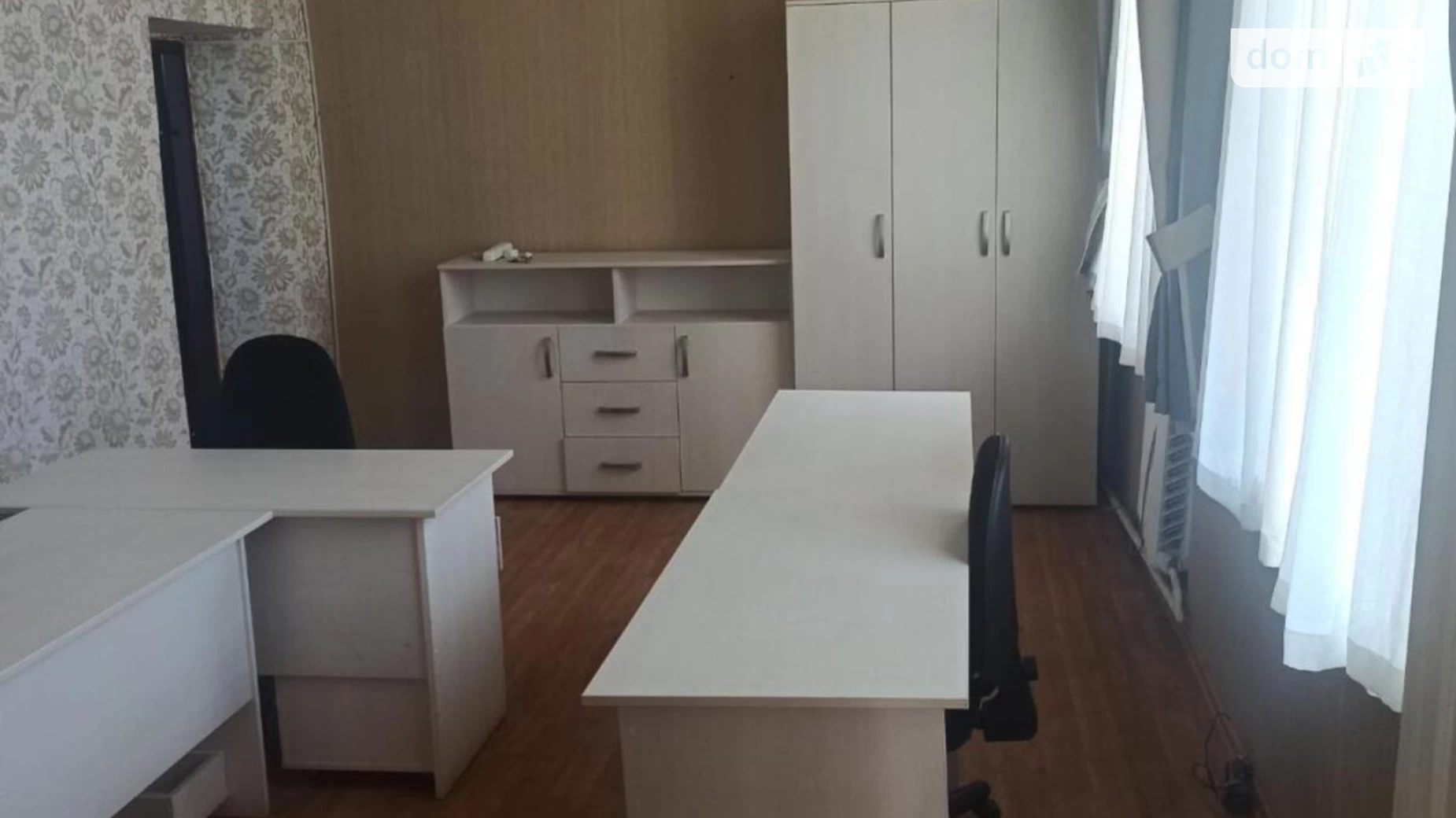 Продается офис 700 кв. м в бизнес-центре, цена: 350000 $ - фото 5