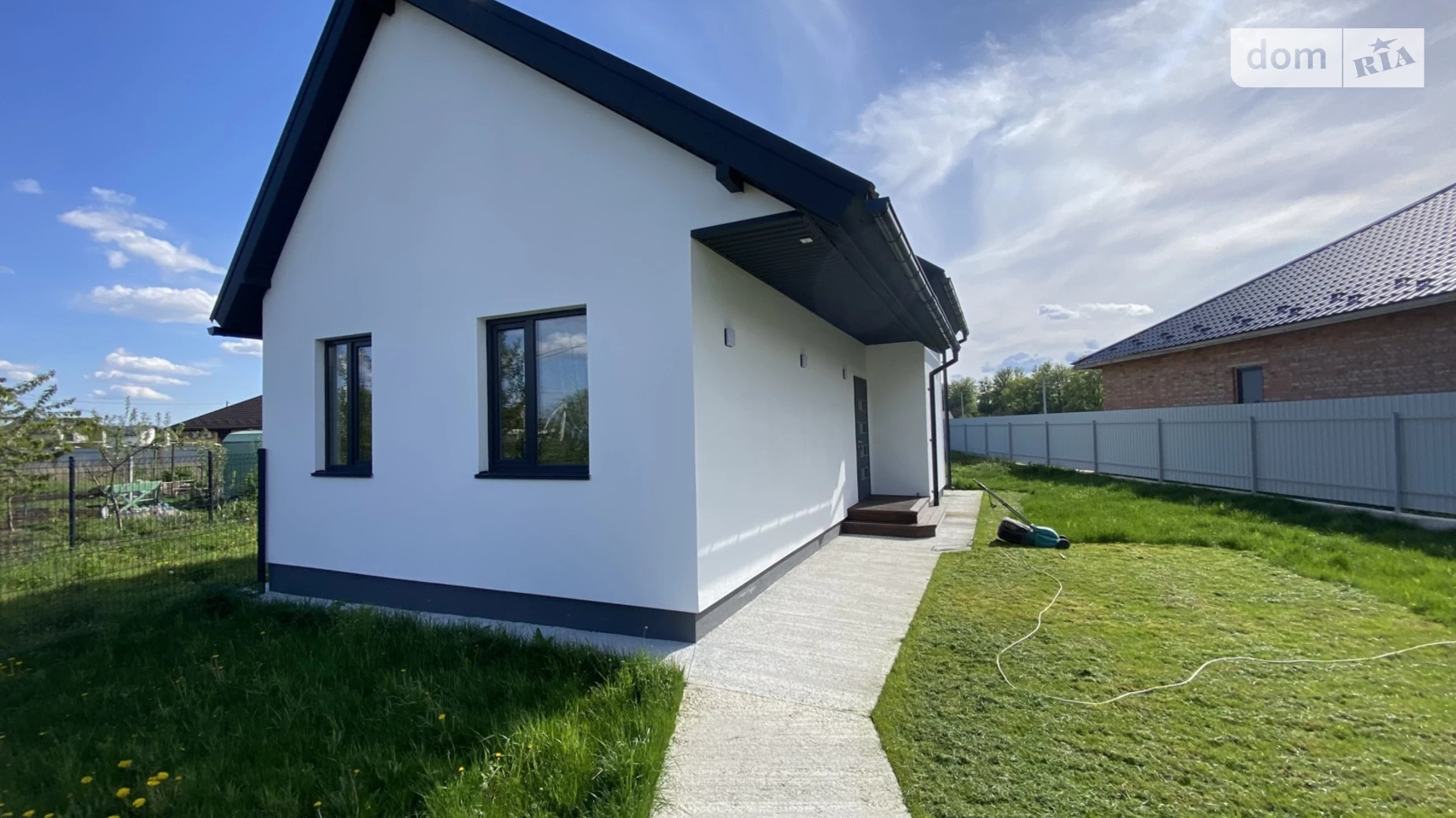 Продается дом на 2 этажа 96 кв. м с гаражом, цена: 90000 $ - фото 5