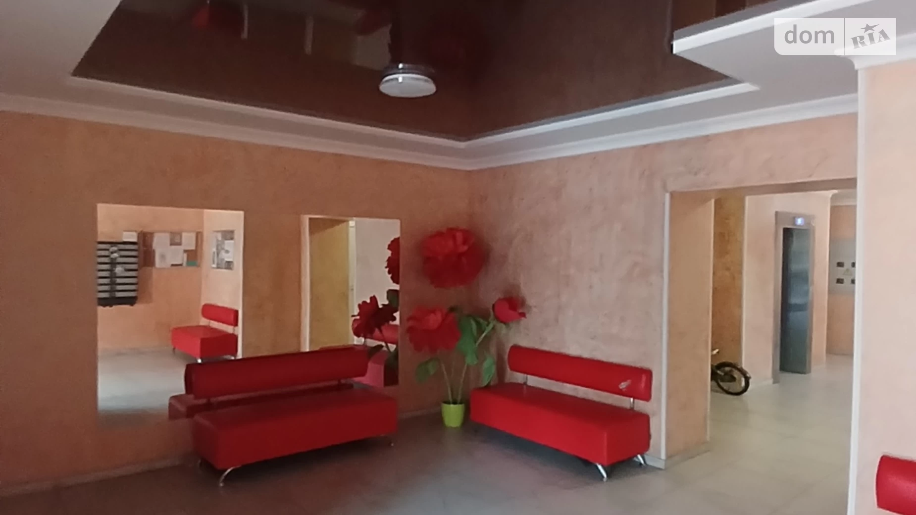Продается 1-комнатная квартира 38 кв. м в Ирпене, ул. Матвея Донцова(Тургеневская), 25В - фото 4