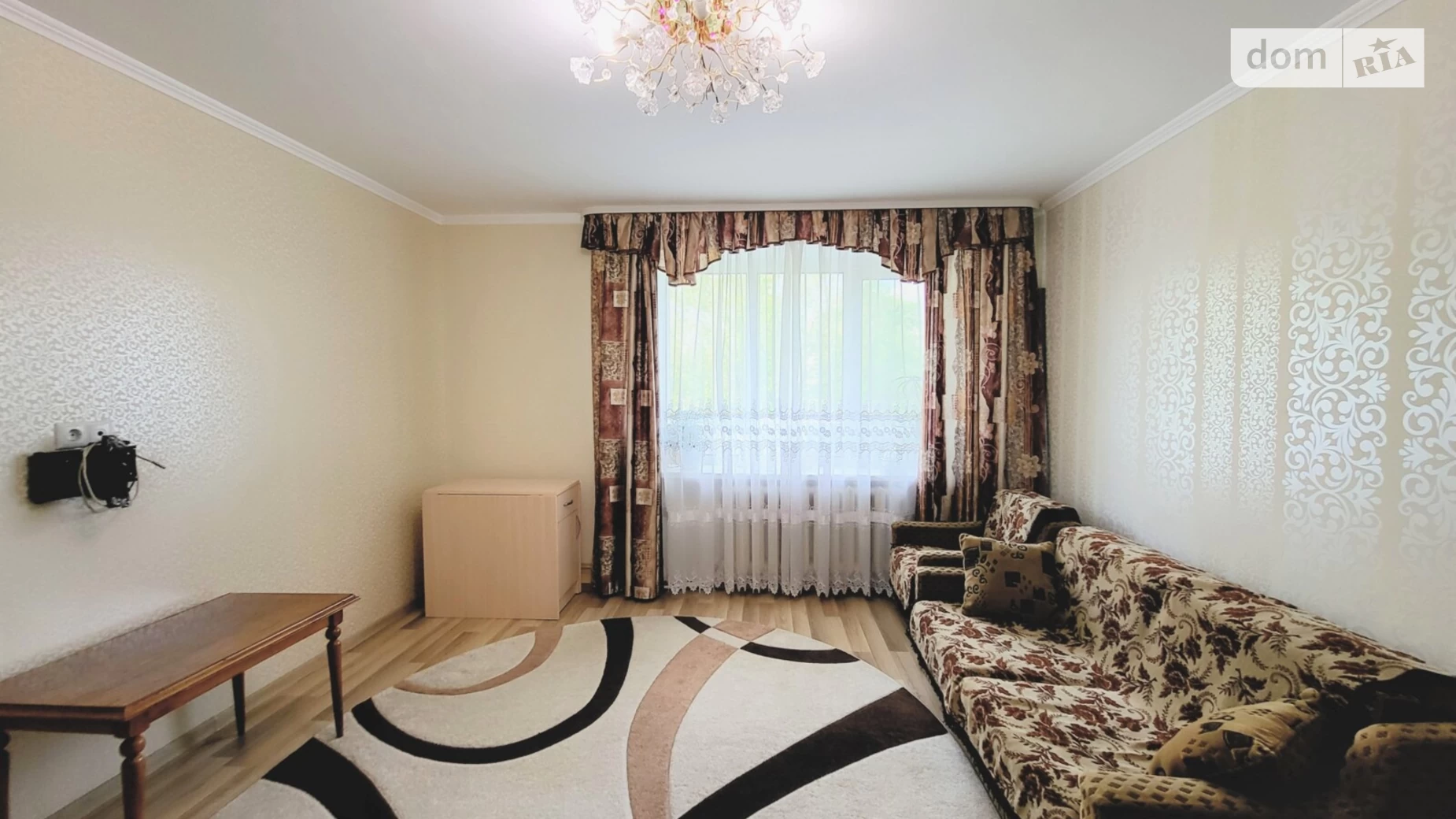 Продается 3-комнатная квартира 68 кв. м в Виннице, Хмельницкое шоссе