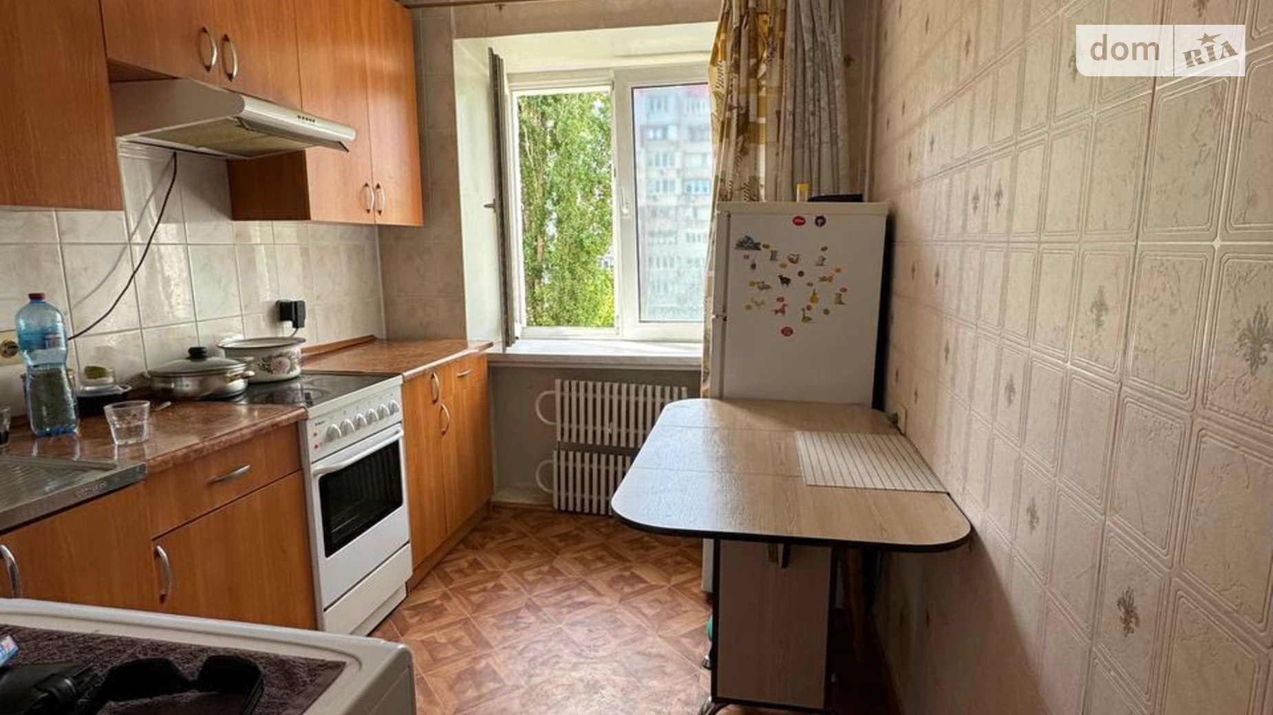Продается 1-комнатная квартира 39 кв. м в Одессе, ул. Кропивницкого
