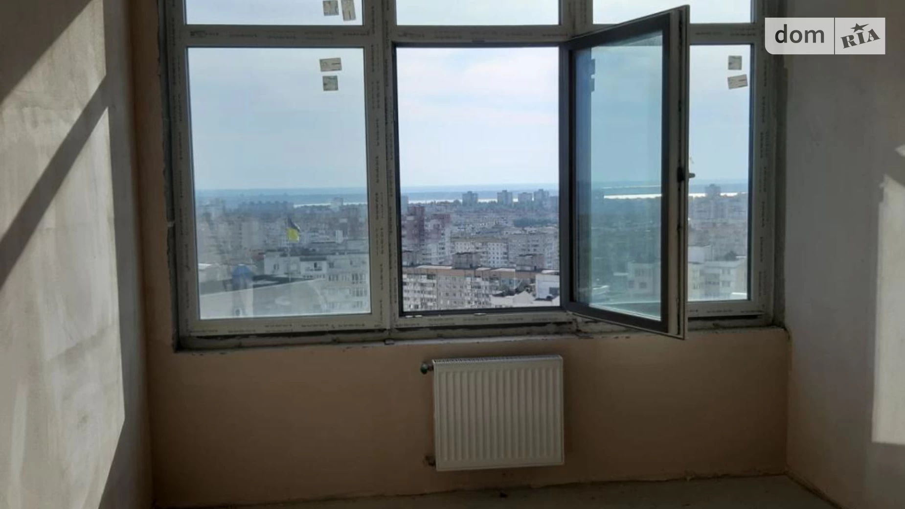 Продается 1-комнатная квартира 47 кв. м в Одессе, ул. Академика Сахарова, 3Г корпус 2