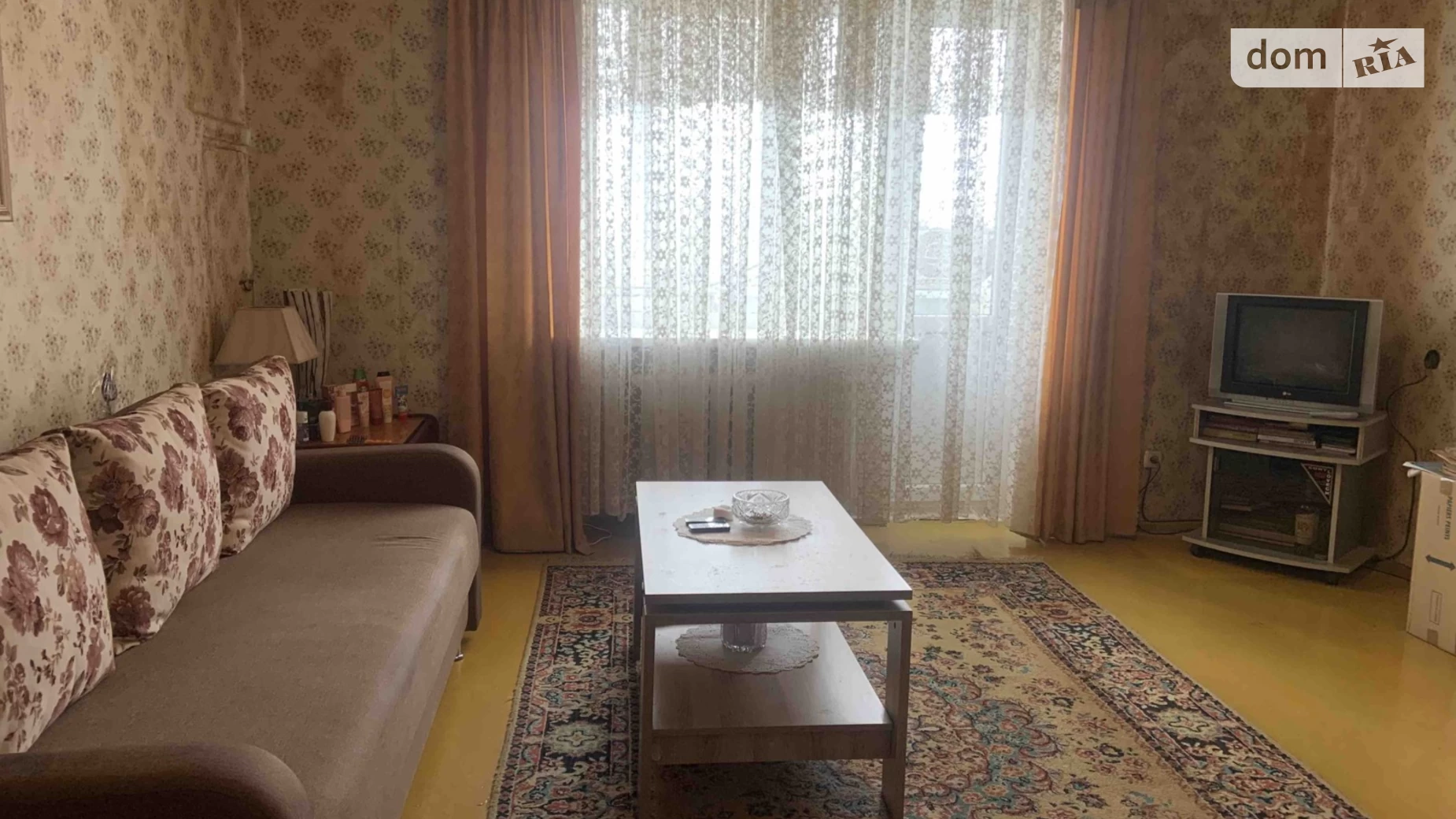 Продается 1-комнатная квартира 40 кв. м в Черноморске, ул. 1 Мая, 15А