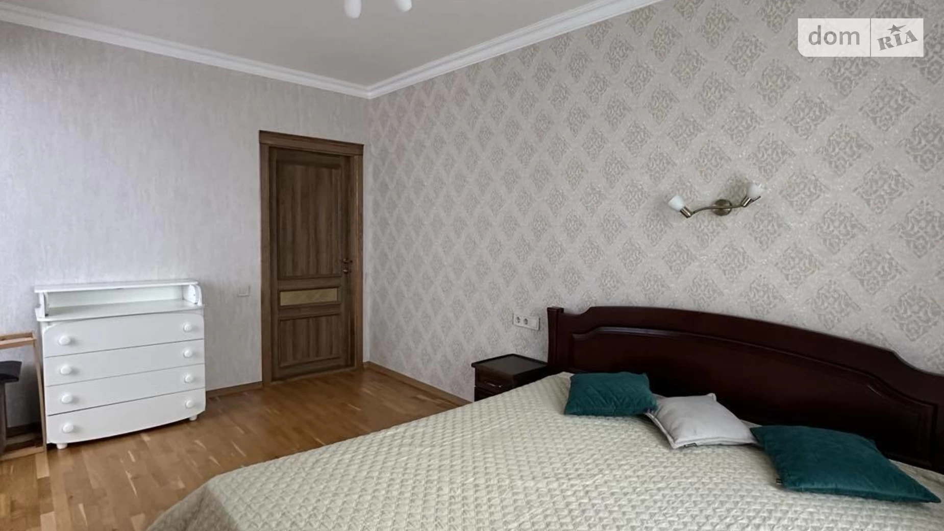 Продается 2-комнатная квартира 67 кв. м в Одессе, ул. Академика Сахарова, 24 - фото 3