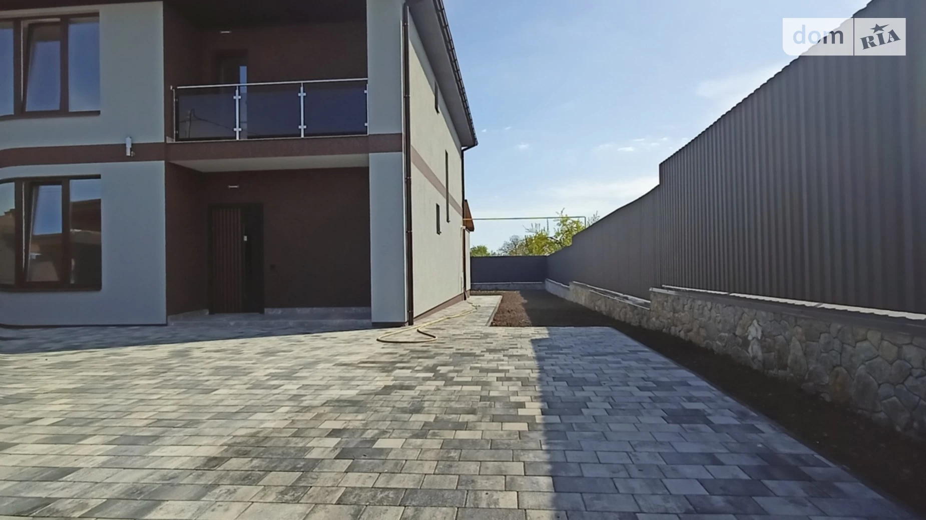 Продается дом на 2 этажа 160 кв. м с верандой, цена: 160000 $ - фото 3