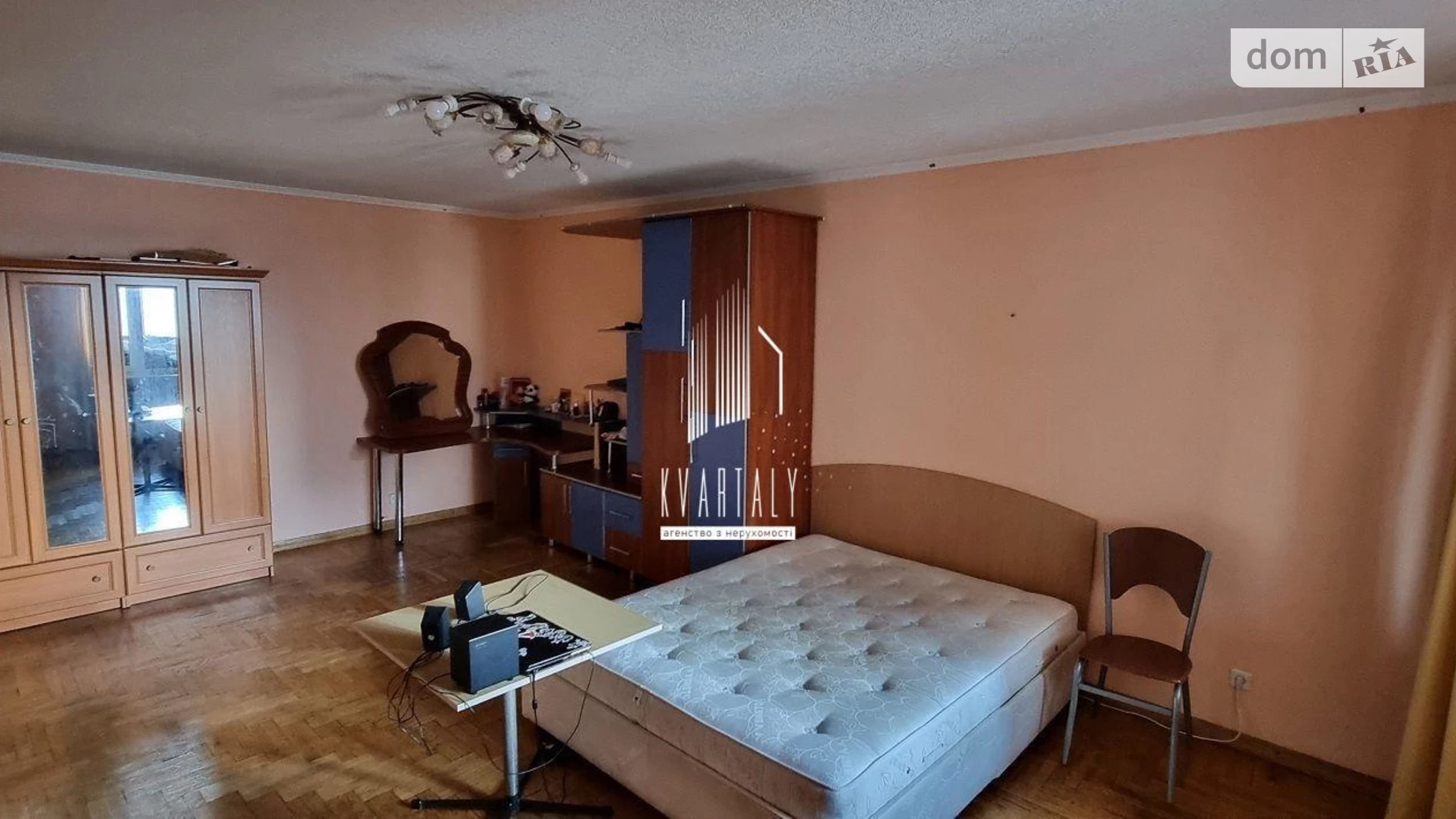 Продается 4-комнатная квартира 110 кв. м в Киеве, ул. Академика Ефремова, 19А - фото 2