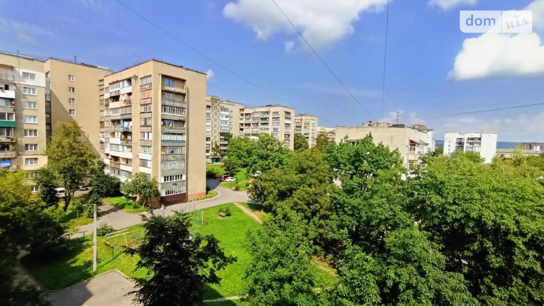 Продается 3-комнатная квартира 85 кв. м в Ивано-Франковске, ул. Галицкая