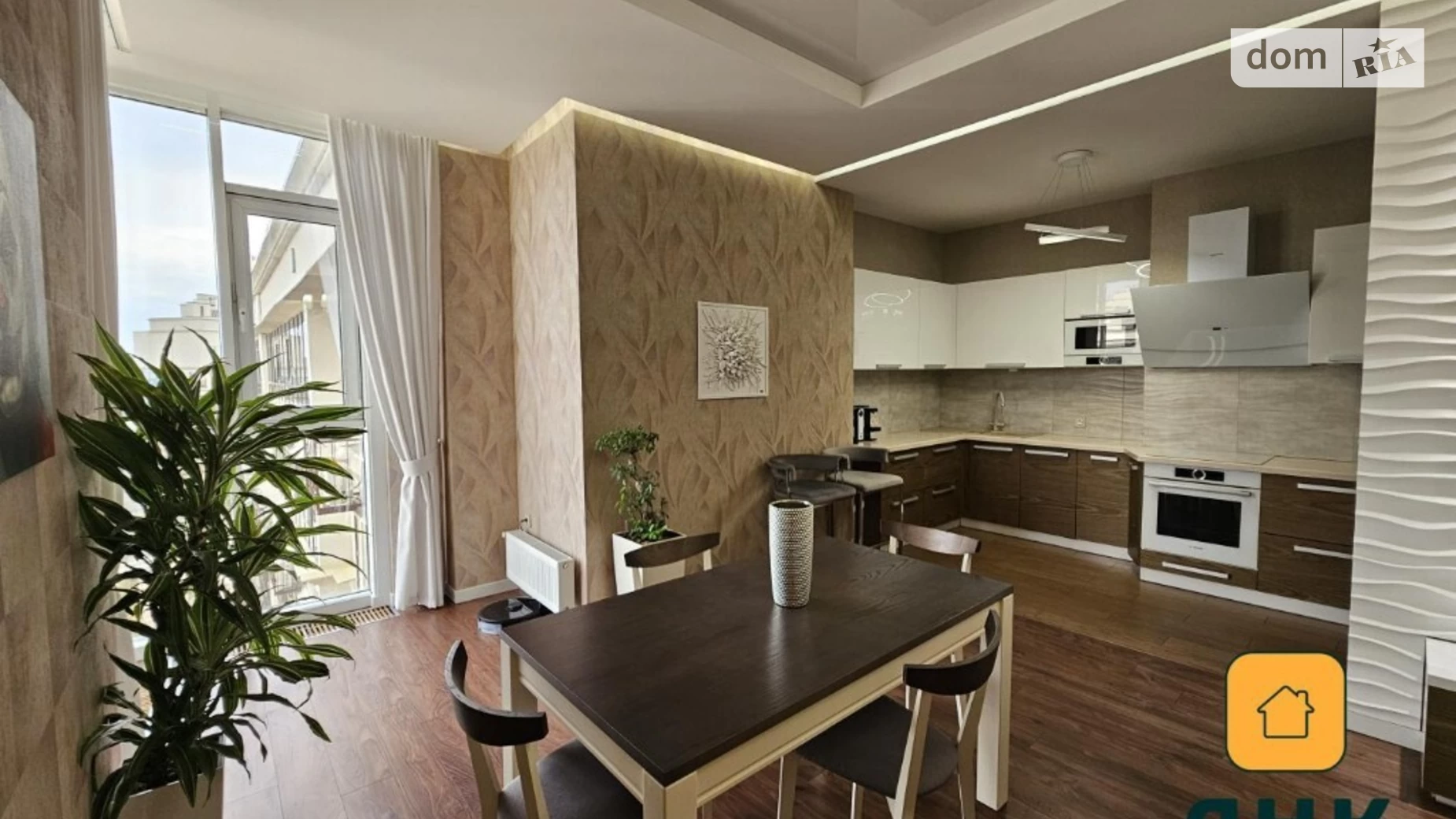 Продається 3-кімнатна квартира 136.9 кв. м у Одесі, бул. Французький, 60Б - фото 2