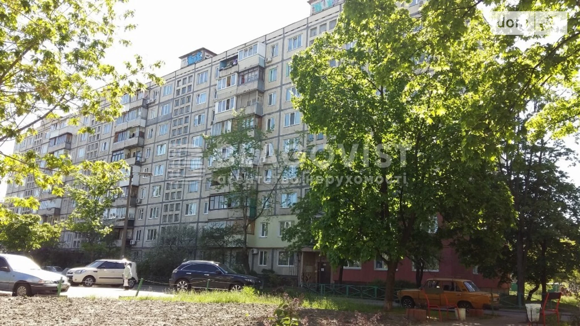 Продается 3-комнатная квартира 69 кв. м в Киеве, ул. Героев полка АЗОВ(Маршала Малиновского), 28А