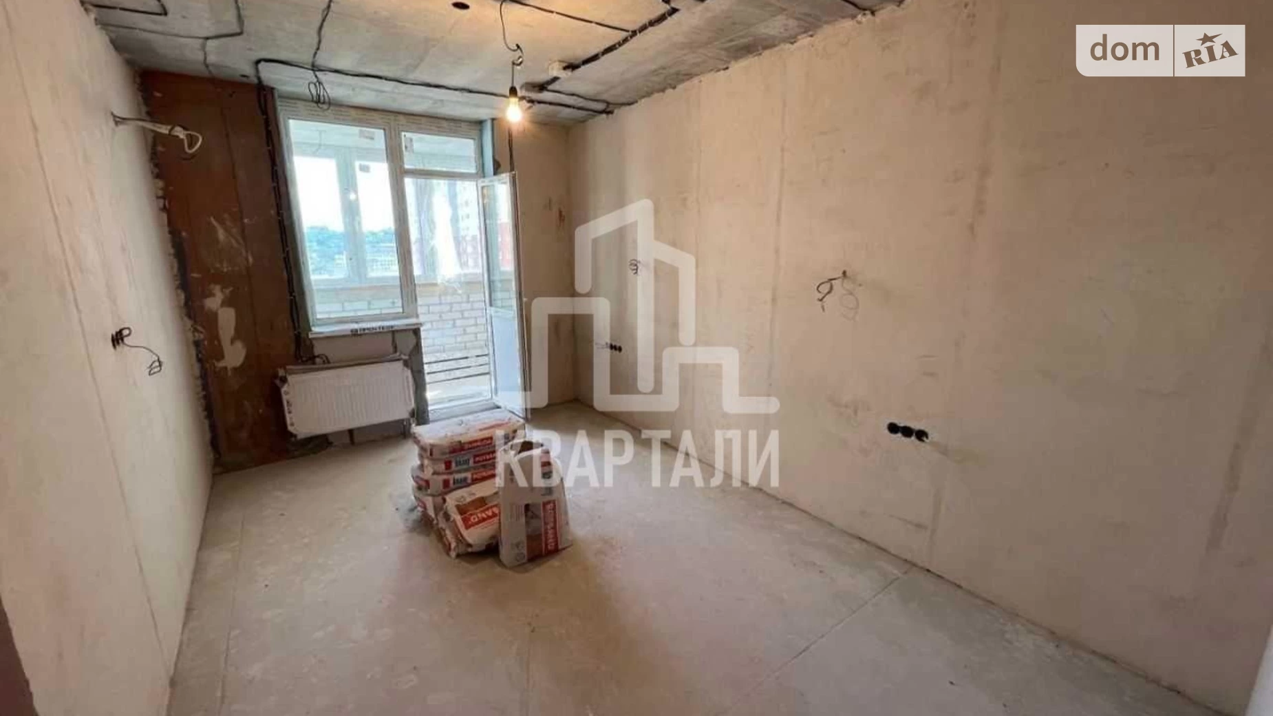 Продается 1-комнатная квартира 42 кв. м в Киеве, пер. Балтийский, 3А - фото 2