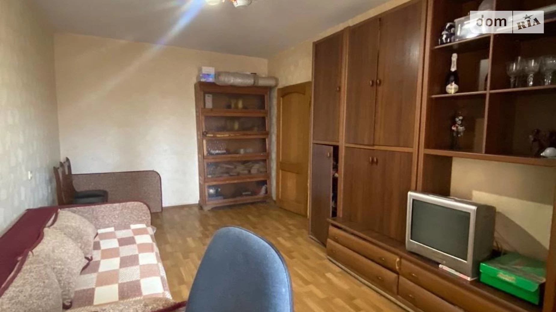 Продается 1-комнатная квартира 35 кв. м в Одессе, ул. Ильфа и Петрова, 27