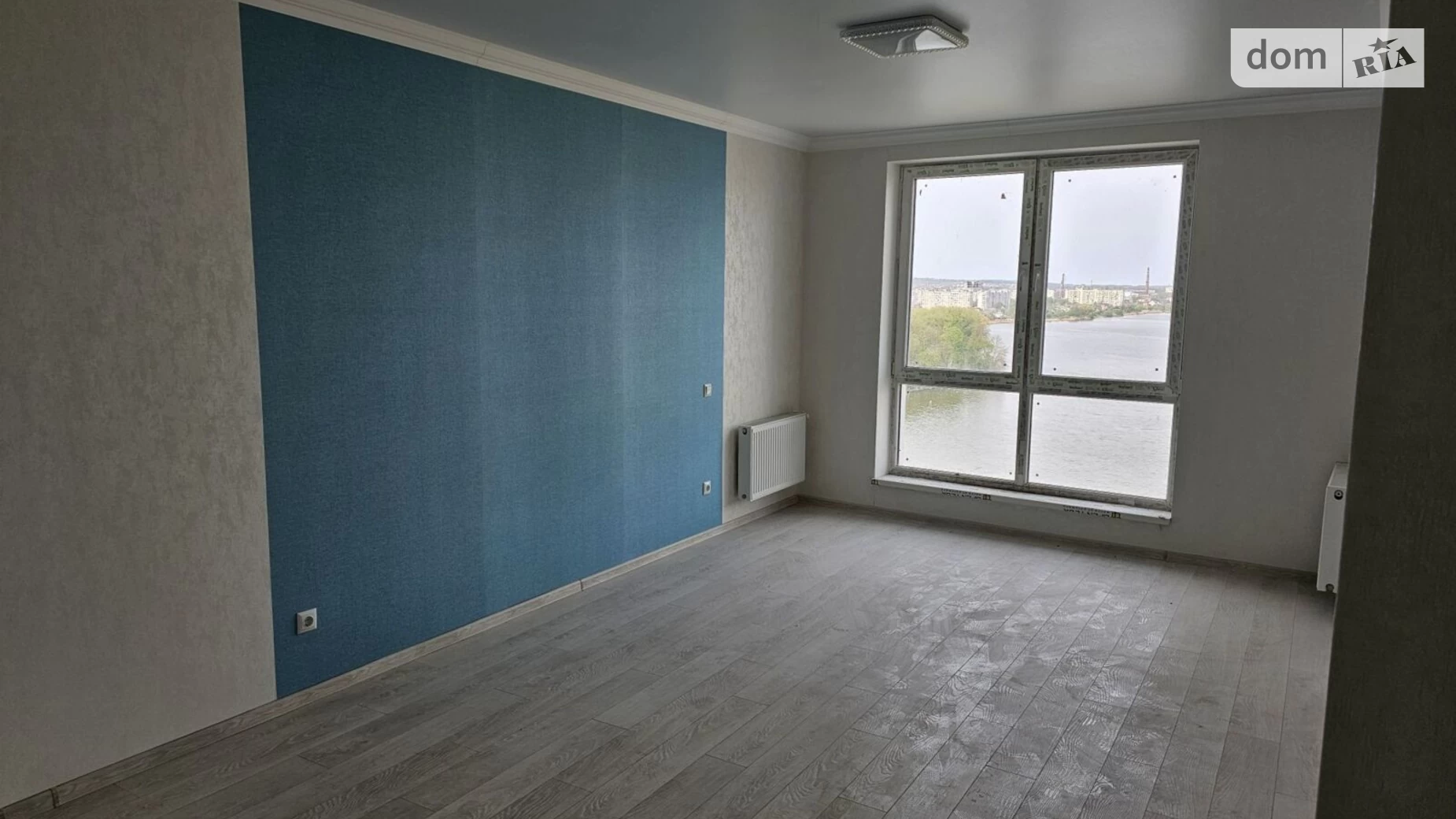 Продается 2-комнатная квартира 107 кв. м в Хмельницком